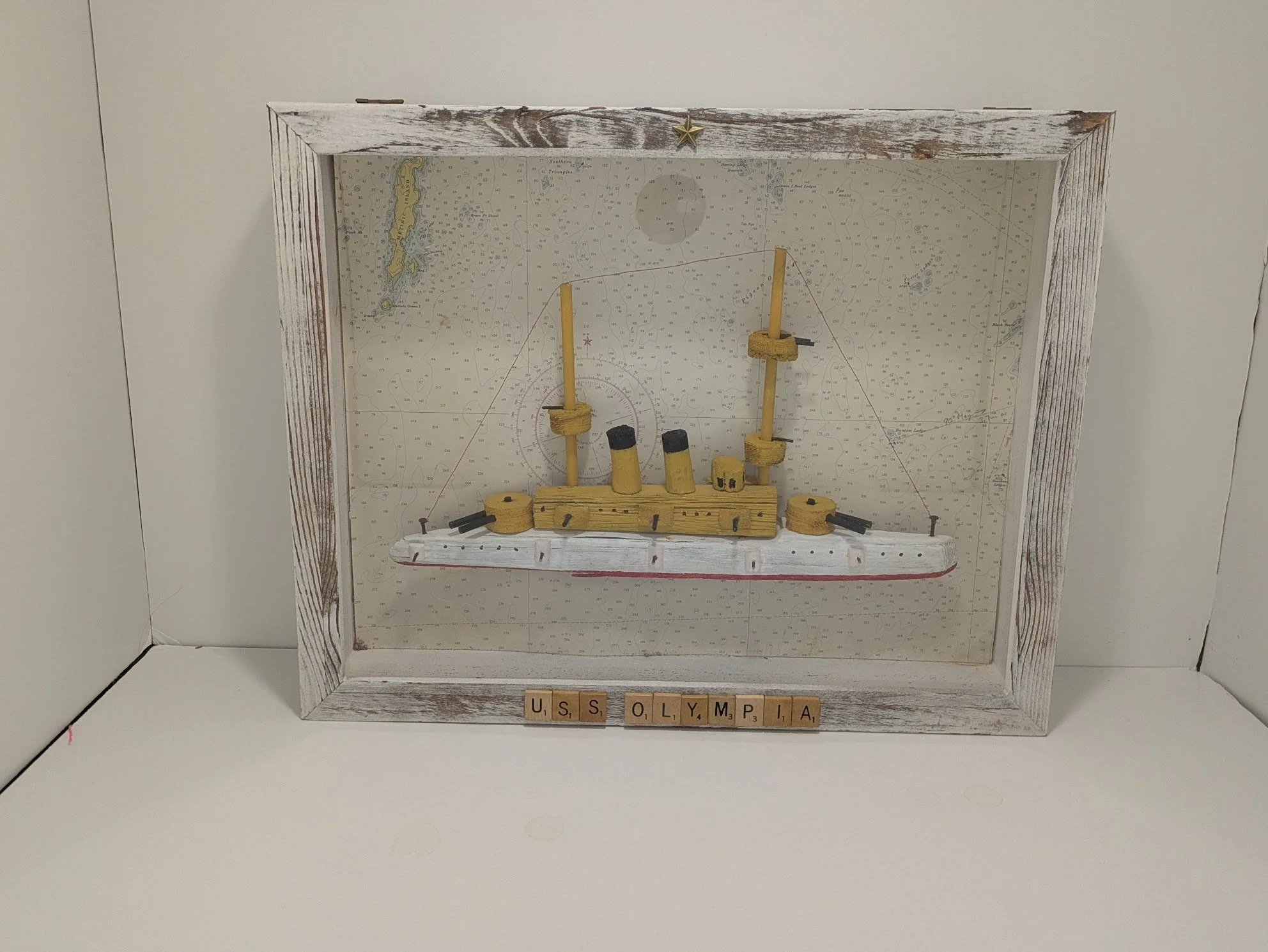 Tom Hitchins - Driftwood &amp; Found Objects - Gallery Hours