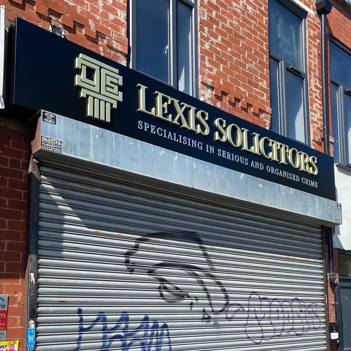 From design to installation we’ve got you covered. #manchestersigns #manchesterbusiness #longsight #manchesterbusinesses #solicitorsmanchester