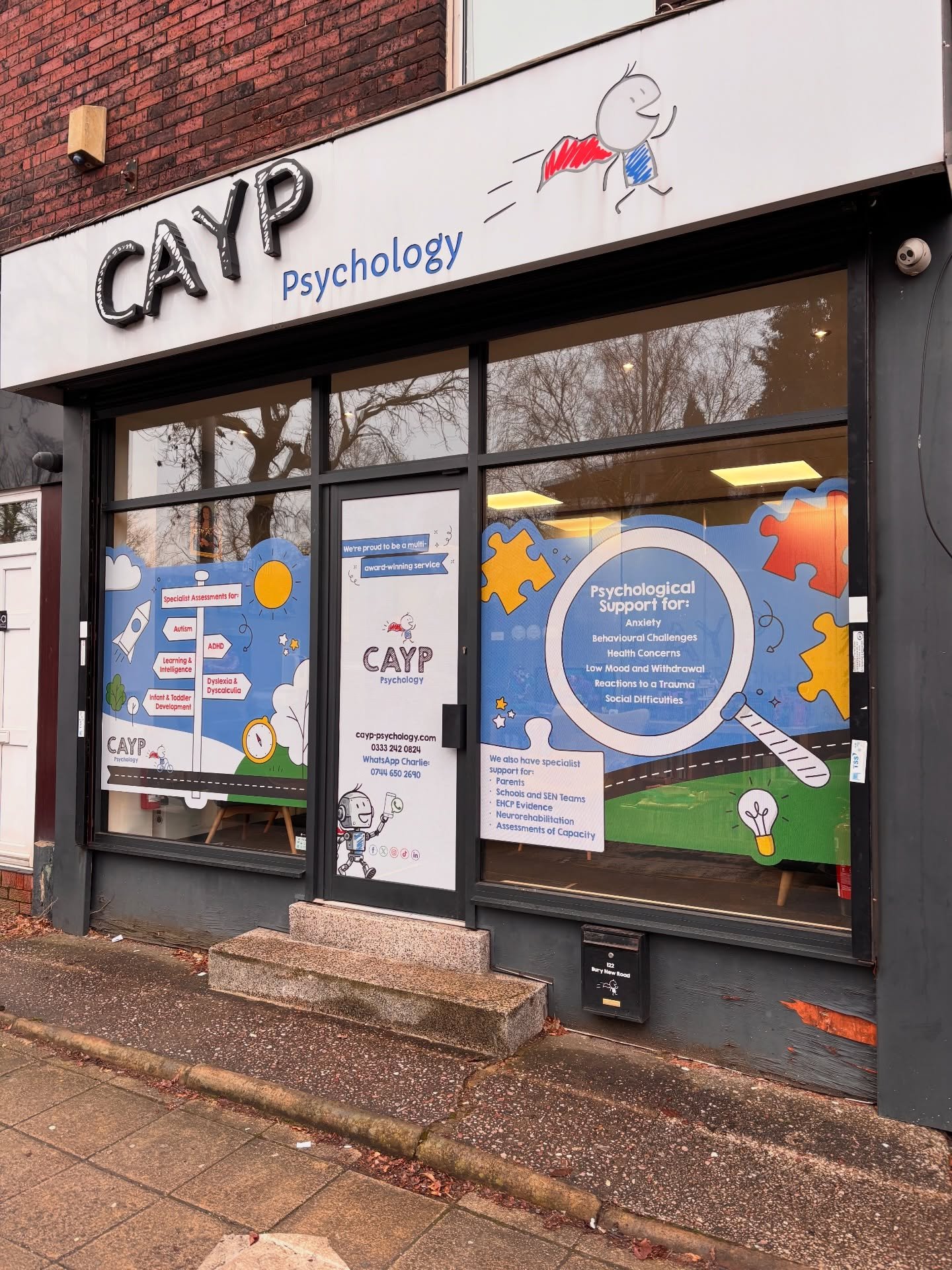 How clever is this. This is known as one way vision vinyl, check the last slide to see how this works. From the outside it creates a fully printed illusion and inside wouldn&rsquo;t even know there was anything on the windows. 

#manchesterbusiness #