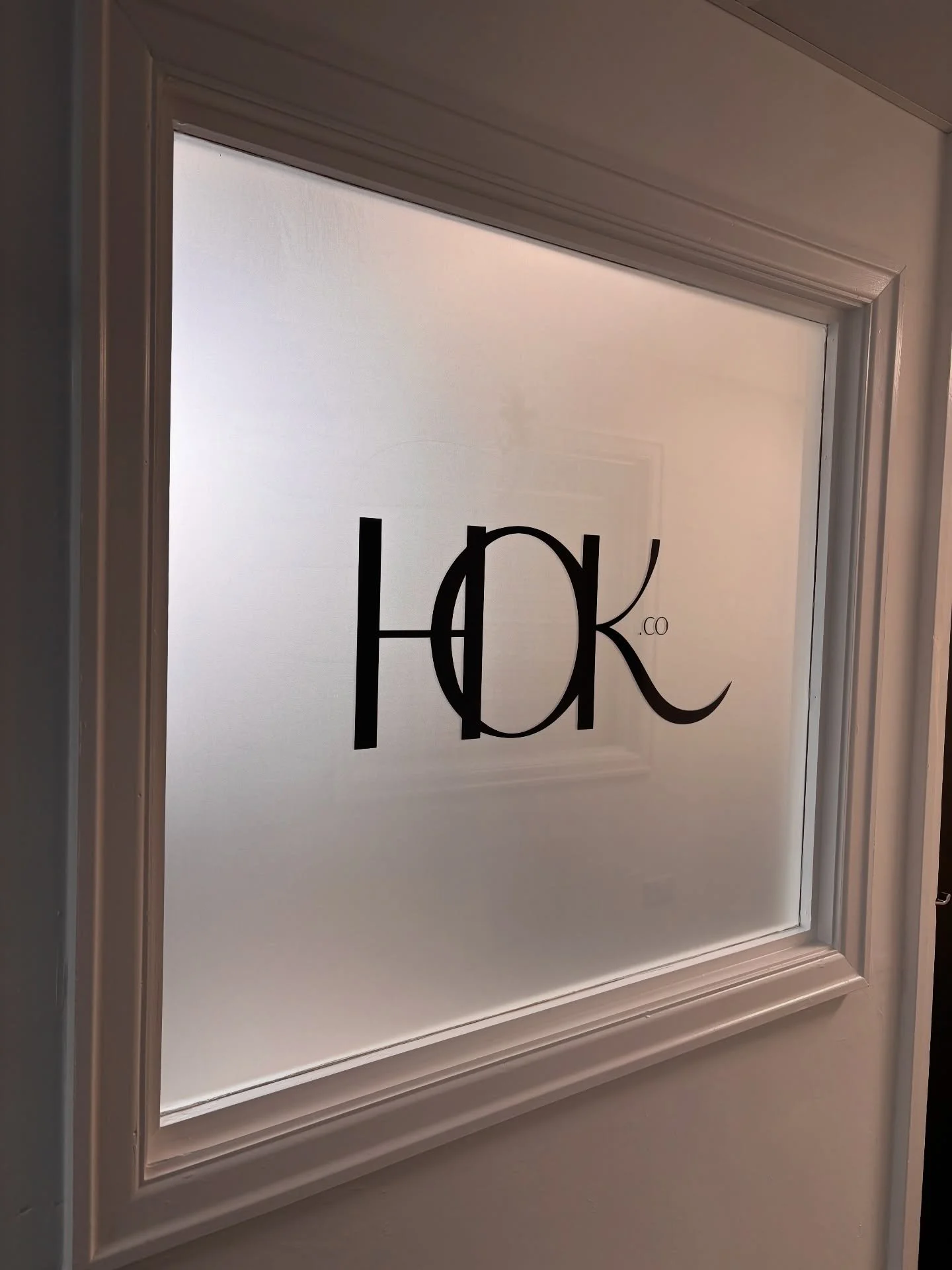 From design to installation we&rsquo;ve got you covered @rapidsignsuk 

#manchesterbusiness #manchesterbusinesses #marketingmanchester