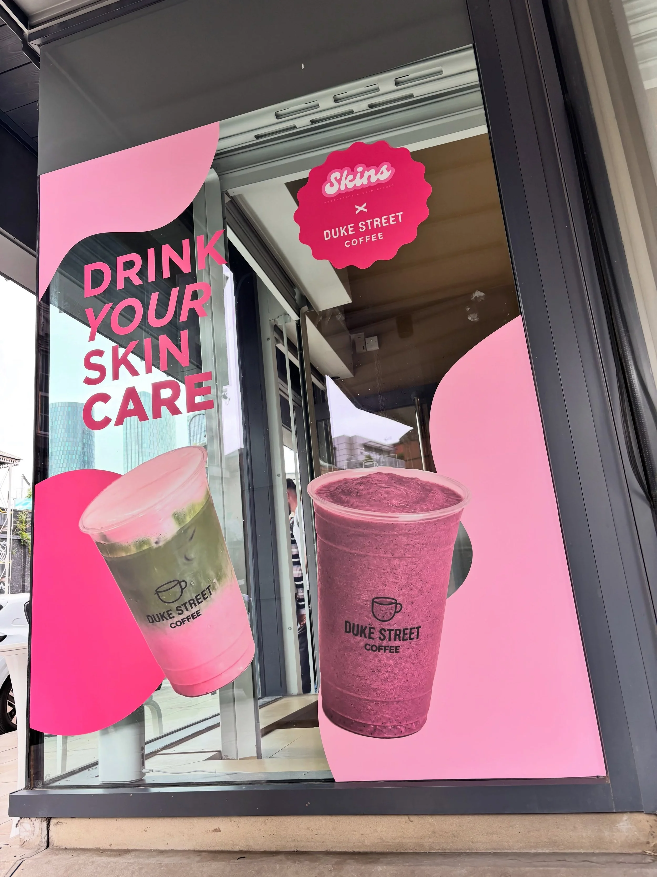 We were up at @duke_street_coffee this week for their collaboration with @skinsclinic_ clinic. Skin care with a taste, now that sounds appealing 😋 
How great do the graphics look? 😍😍

#manchestercoffee #Manchesterbusiness #aesthetics #windowdispla