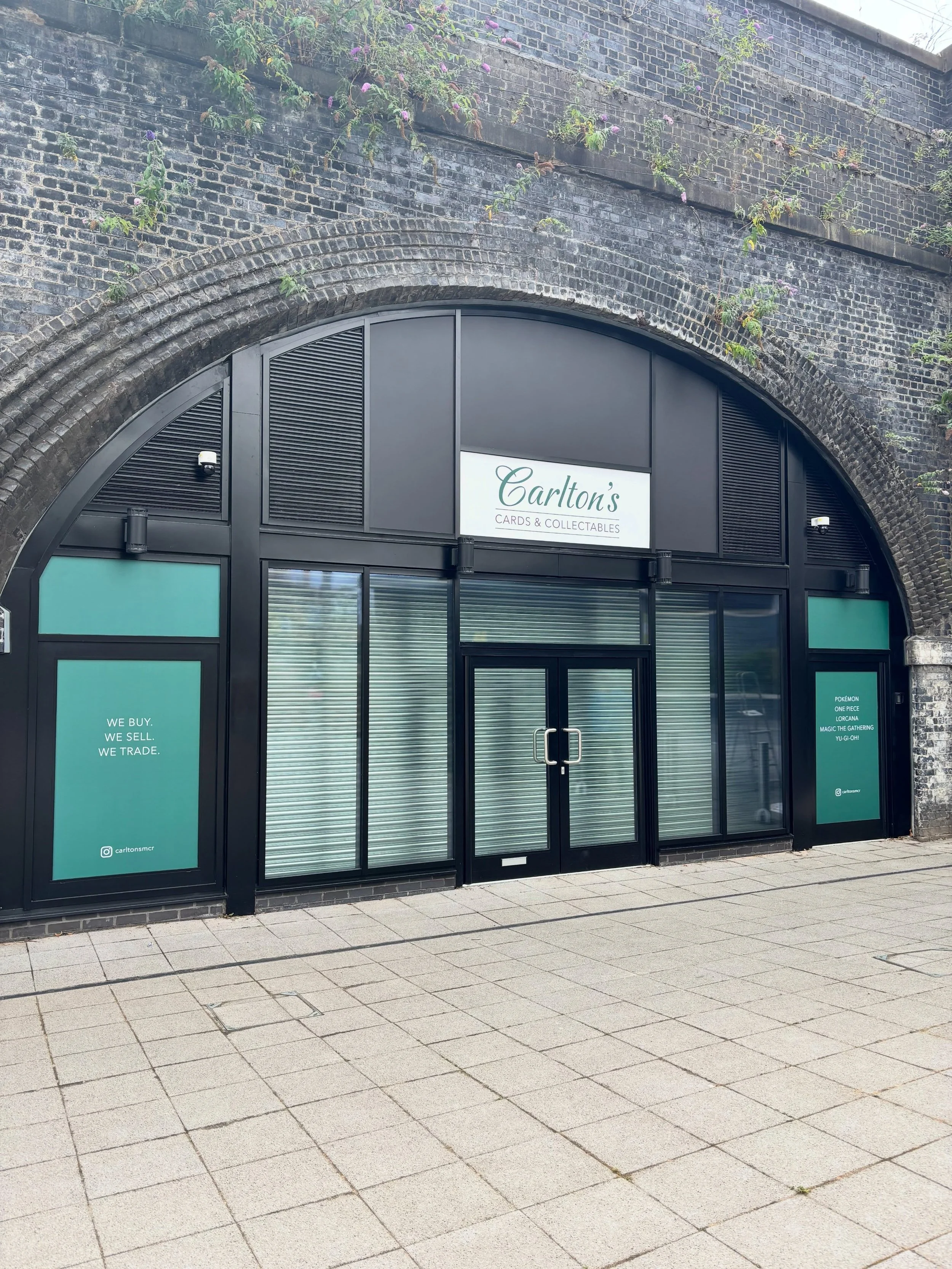 Quality of the signage is one of our most important factors when delivering your signs. This is something we don&rsquo;t compromise on. 
Let us help you get it right the first time @rapidsignsuk 

#manchesterbusiness #manchesterbusinesses #carltons