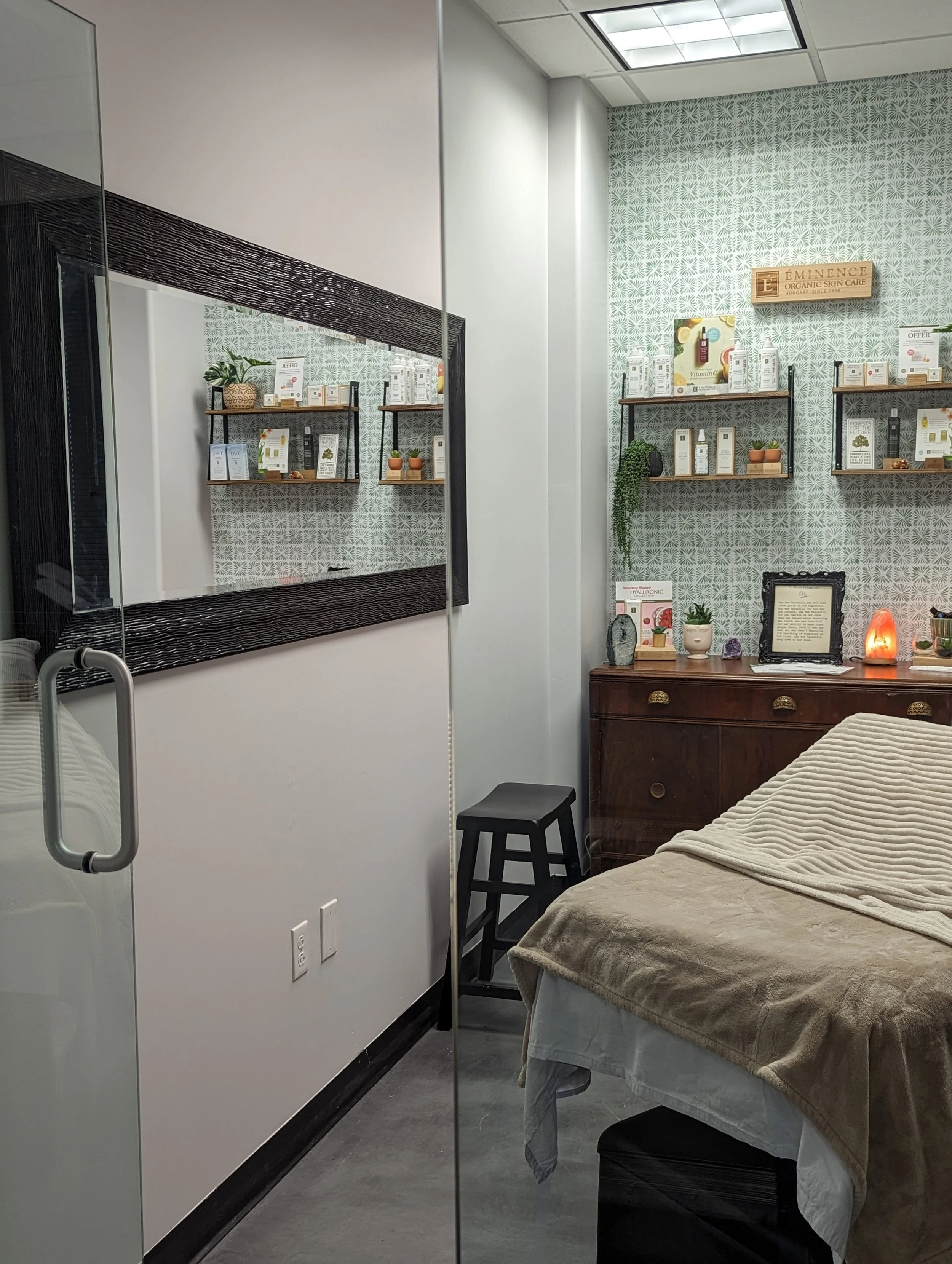 Lash & Face Place