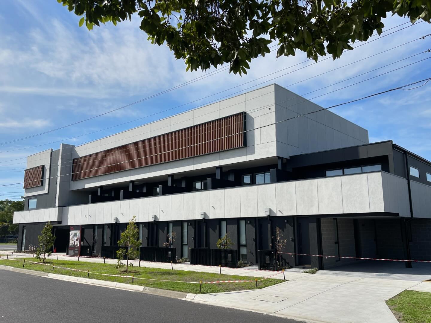 Sneak glimpses into our Keilor Road executive residences. Mix use triple-storey townhouses and apartments. Essendon.

Fixtures and fittings: @abiinteriors @aboutspace.net.au @havwoods_au @polytec @caesarstoneau @academytiles @highgrovebathrooms

Arch