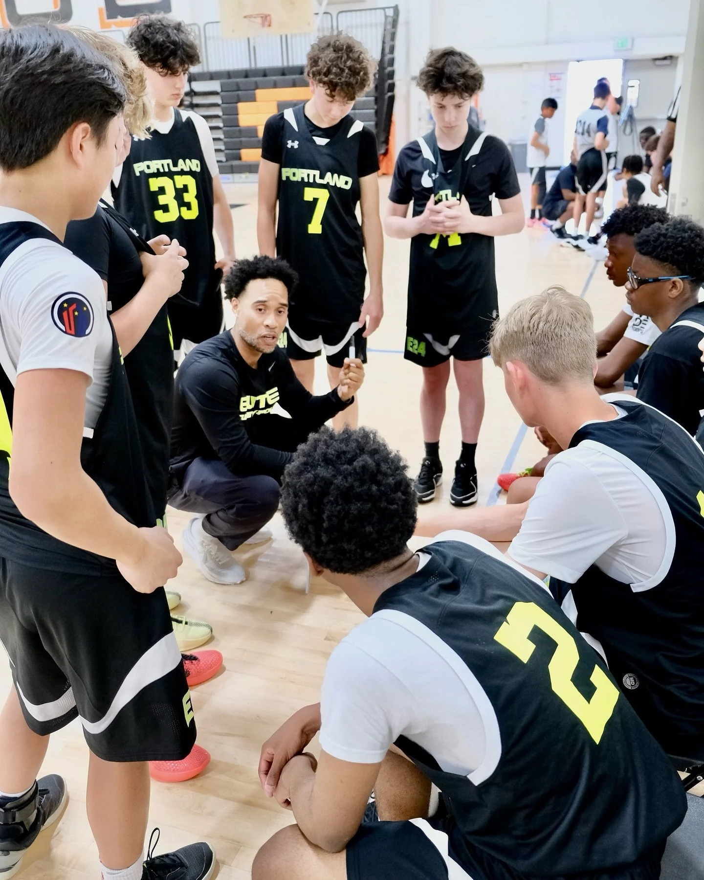 Scenes from @e24hoops 14u and Coach Omar Leary taking on SoCal @wcebball and @madehoops at the Mamba Sports Academy finishing the weekend 5-0 and taking home the championship 🏆🏀🌊