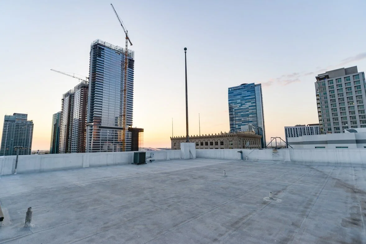 The Renee's 1037 - File - DTLA