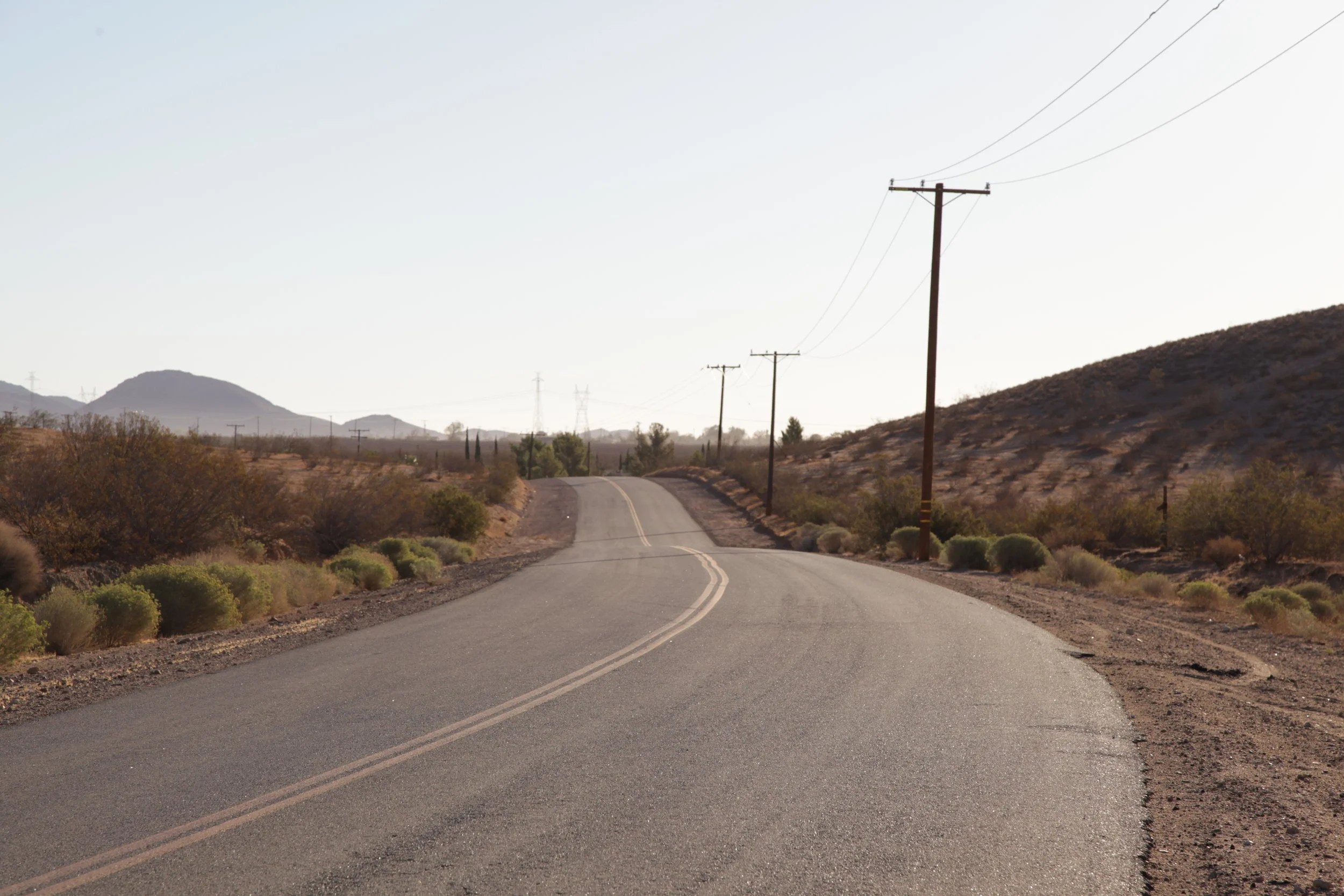 Rd- Backus Rd - Tehachapi Willow Springs ~ 90th St W - Rosamond - 28.JPG