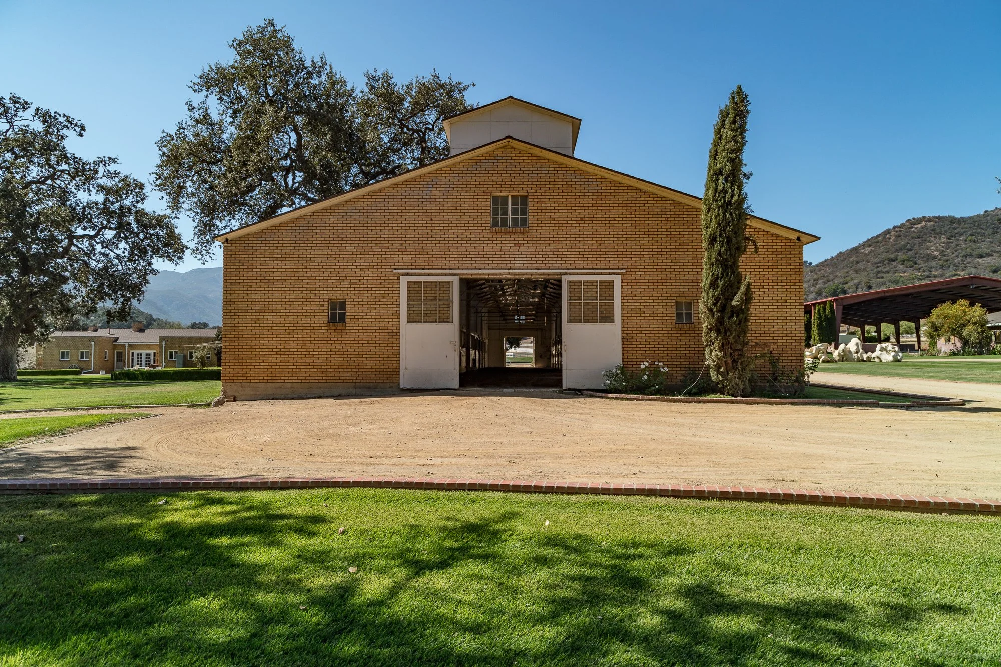 Ventura Farms - Arabian Center -16.jpg