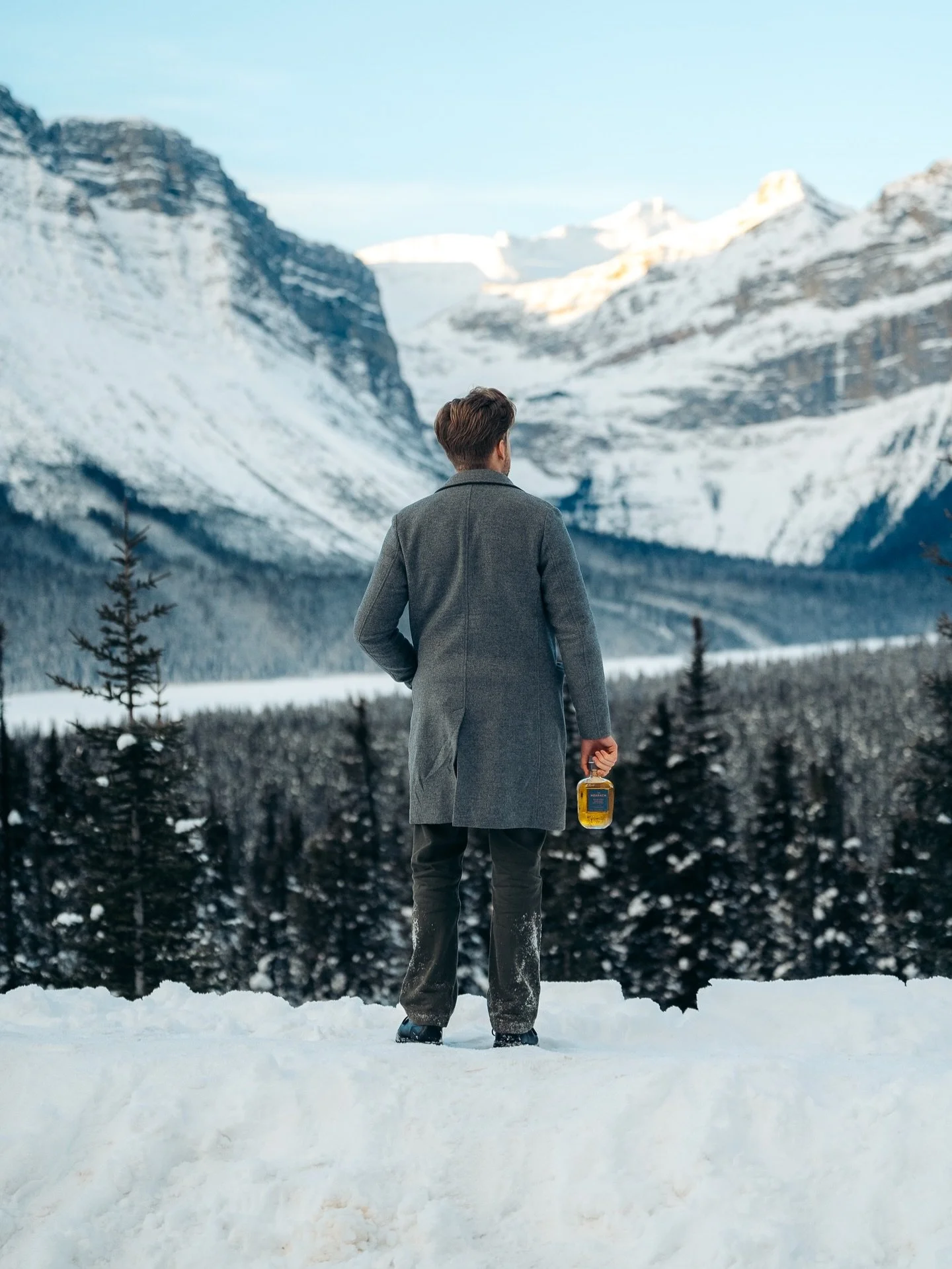 The team at Isle of Harris Distillery set out to build something bigger than just a distillery, they wanted to create meaningful work and opportunity for the island community and the people who call Harris home. 

Many first discovered Harris through