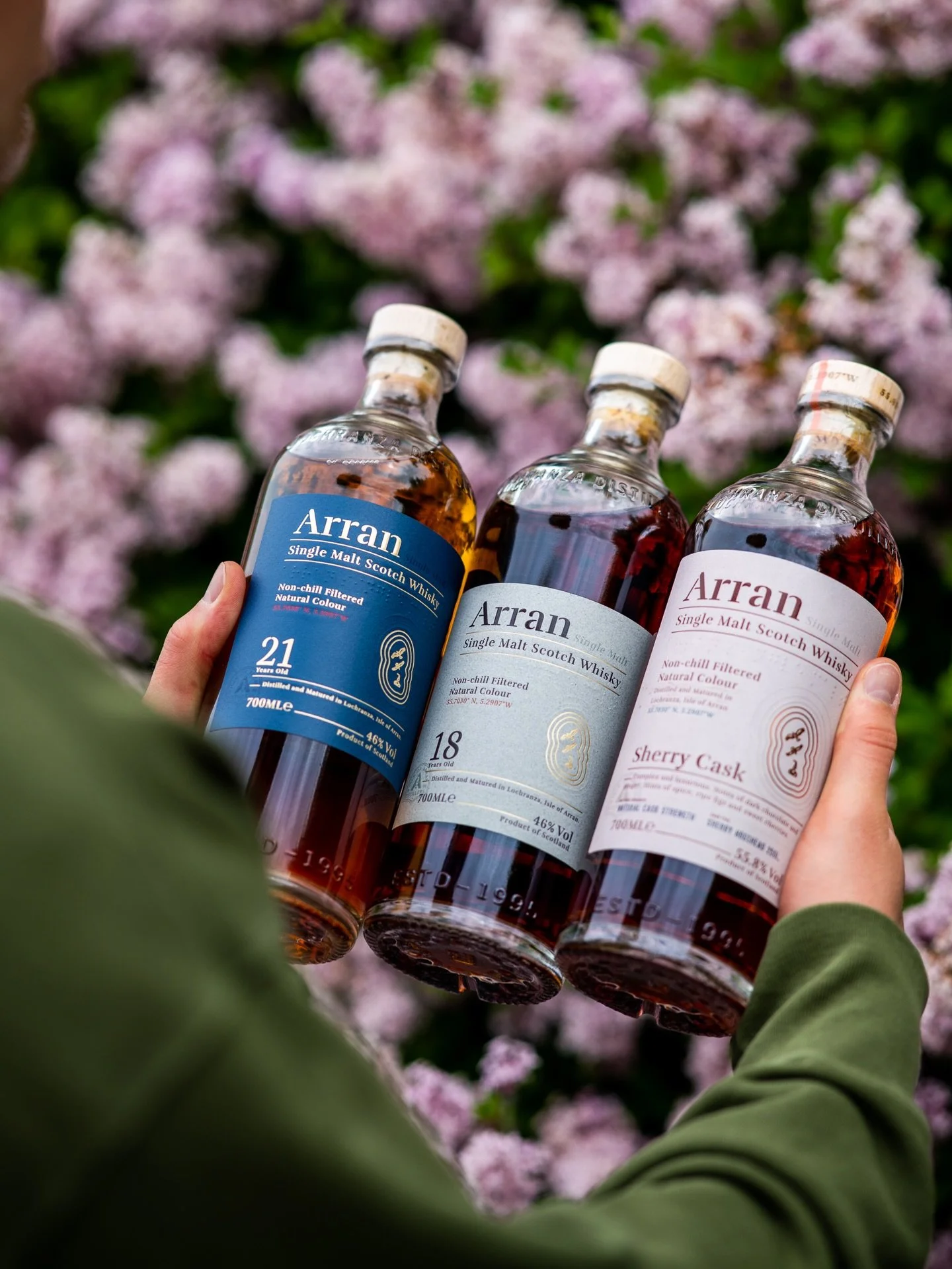 Lochranza distillery that produces @arranwhisky is one of those distilleries that just keeps delivering. Bottle after bottle, the quality and consistency always seem to be there.

Their 10 Year Old might be one of the best value pours out there, and 