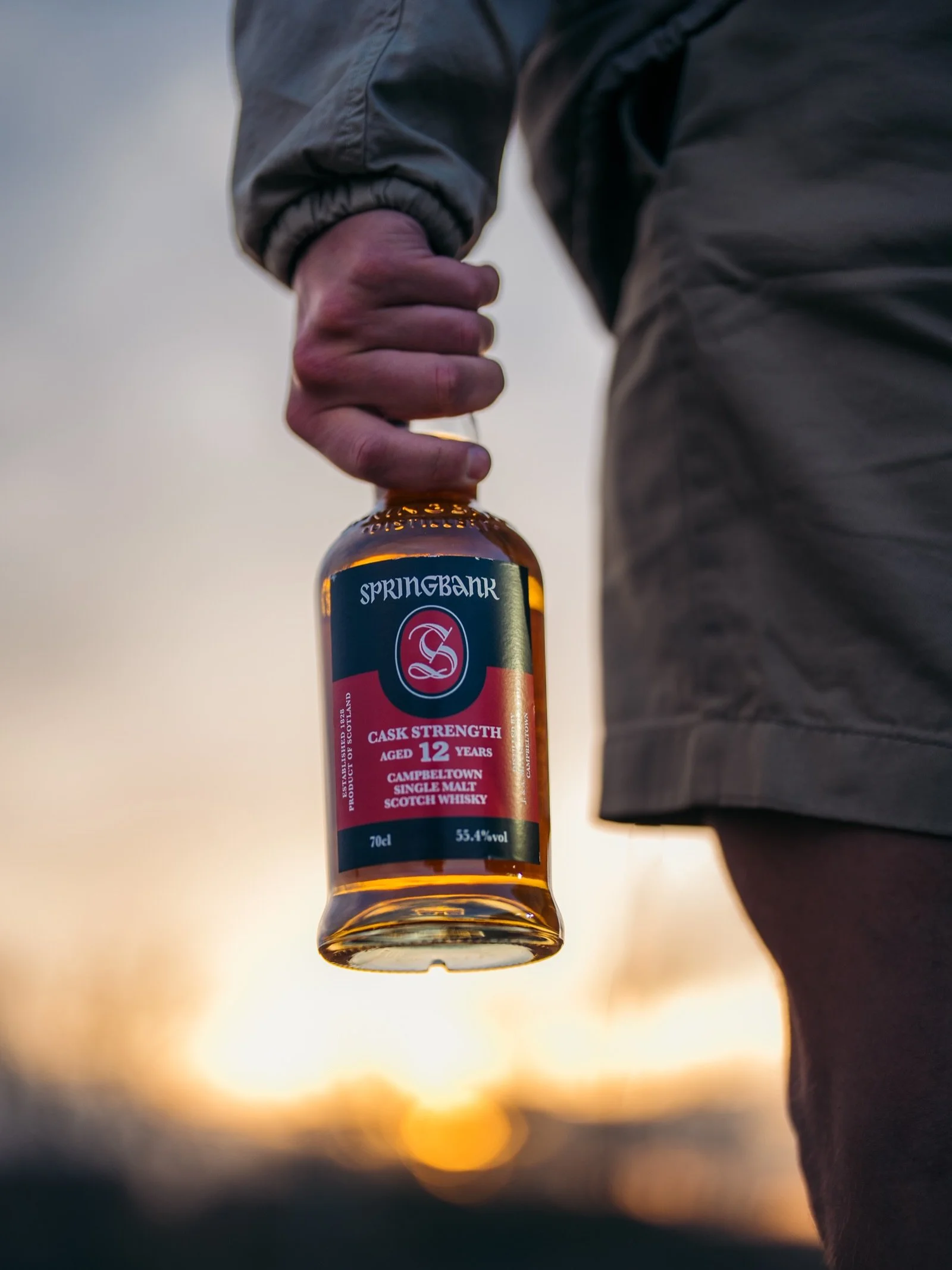 Can&rsquo;t ever go wrong with a cask strength bottle of Springbank. So much character, so much flavor! A perfect way to kick off the weekend! 
How about you, what&rsquo;s in your glass tonight?