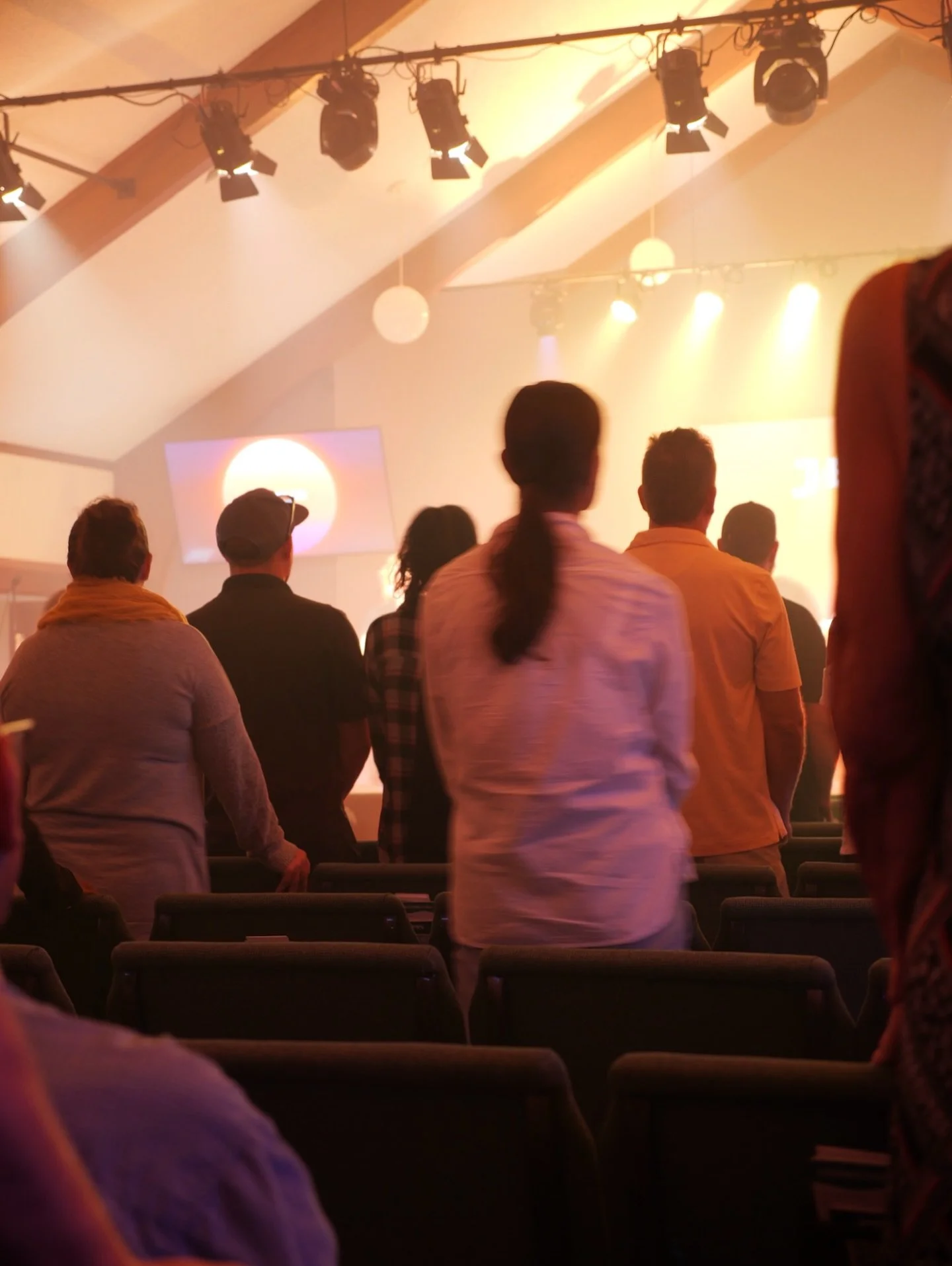💙 No matter what your week looked like, there&rsquo;s always hope waiting on Sunday.

A place to rest. A place to worship. A place to belong.

There&rsquo;s something for everyone at Coastal.

Come early, grab some coffee, and get ready for a mornin