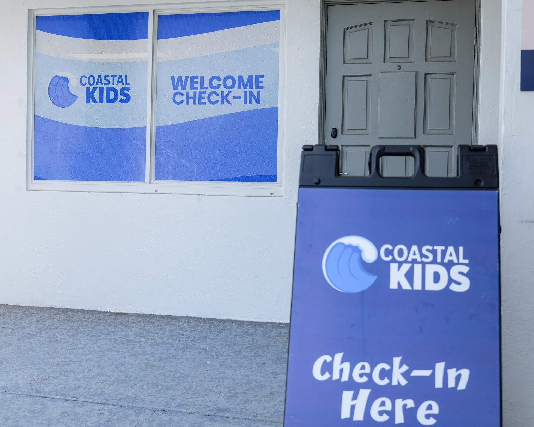 Sundays at Coastal Kids are full of fun, worship, and learning about Jesus! 🌊☀️
Every week, kids experience engaging Bible teaching, exciting activities, and a safe place to grow in their faith and friendships. We can&rsquo;t wait to see your family