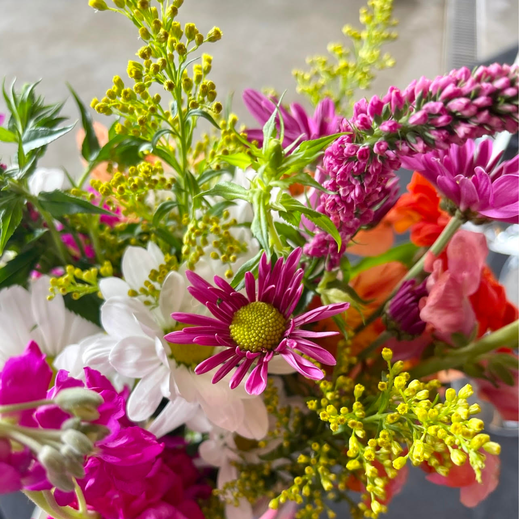Ladies Night: Bubbles &amp; Bouquets
