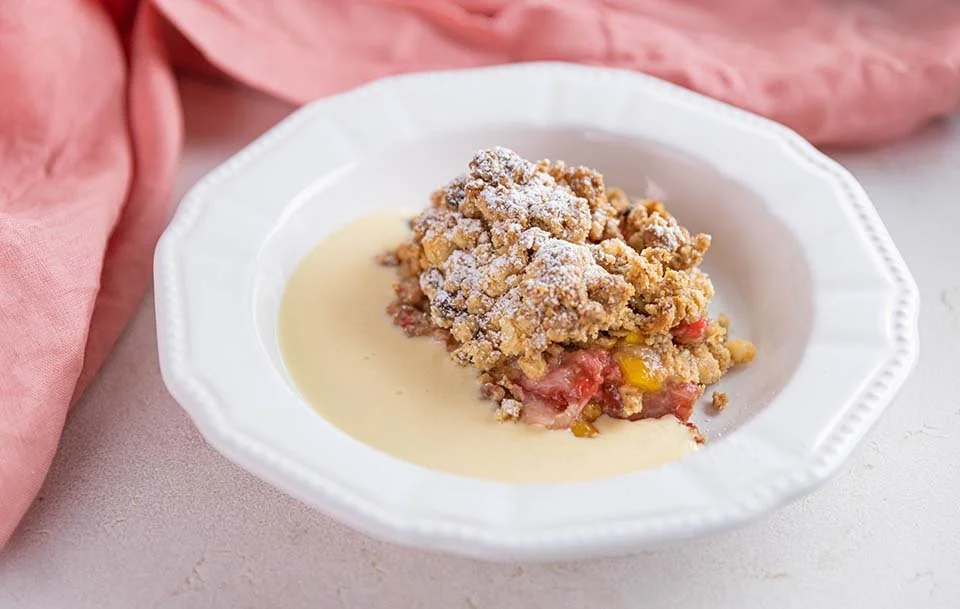 Fruit Crumble With Vanilla Custard Good Chef Bad Chef