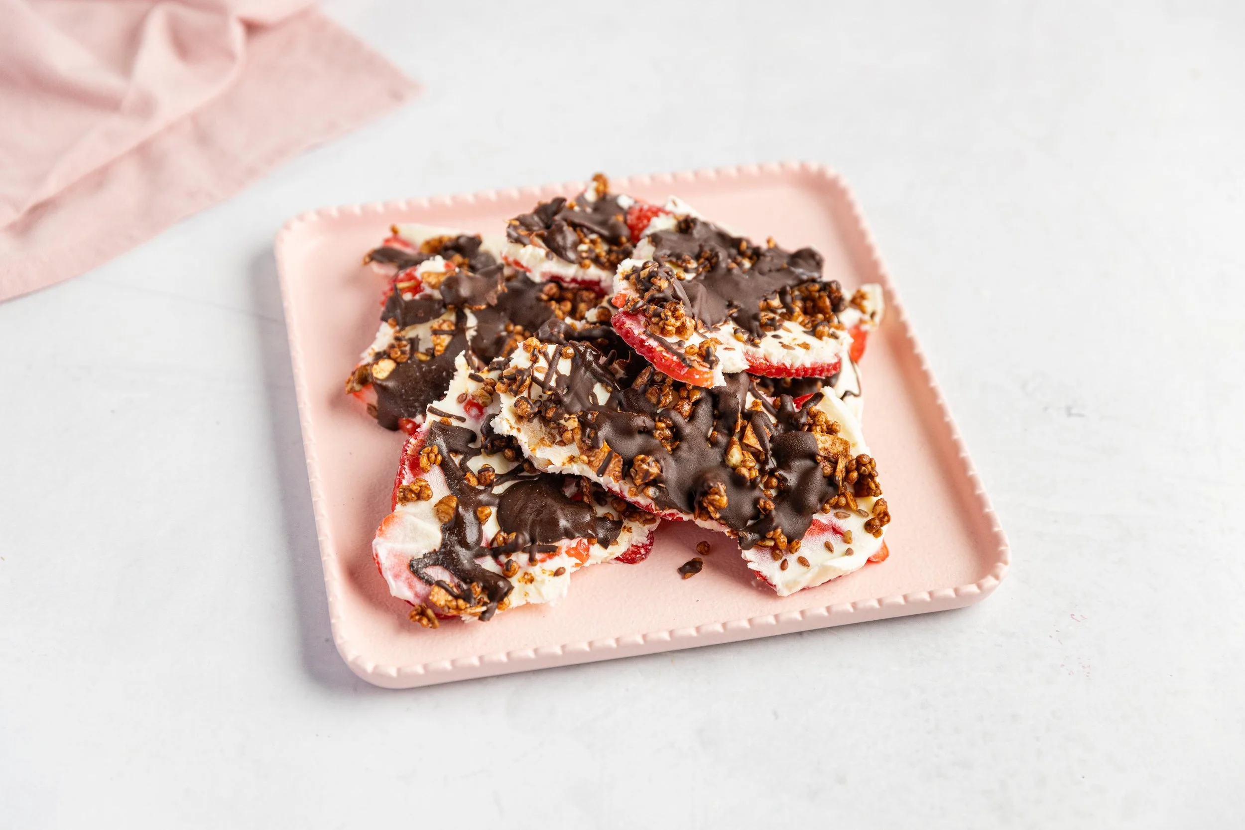 Strawberry Chocolate Yoghurt Bark