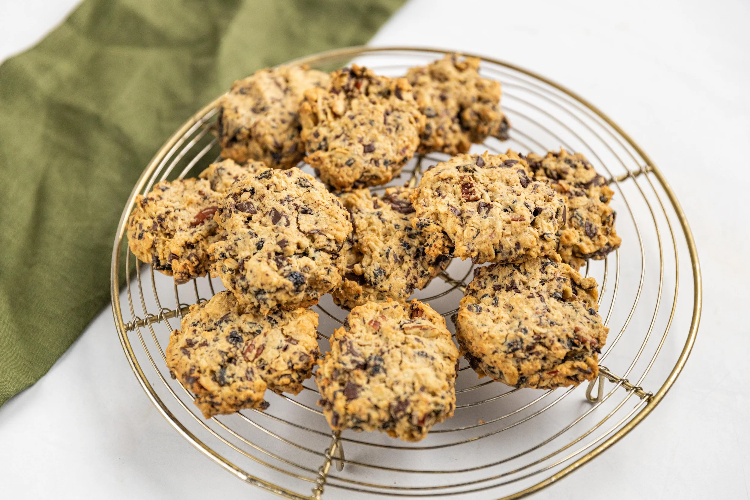 Prune &amp; Dark Choc Chunk Cookies