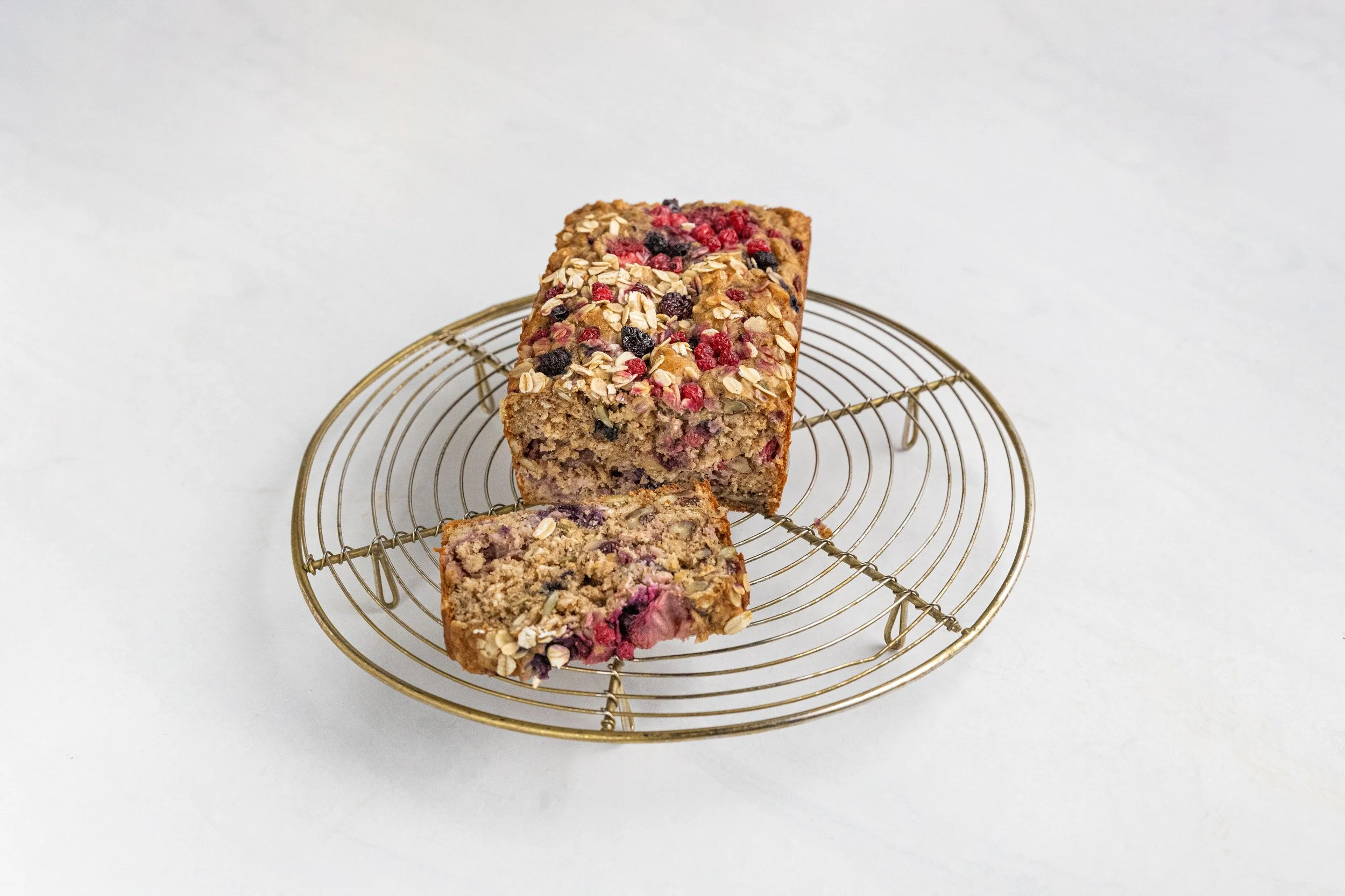 Spiced Oat &amp; Berry Breakfast Loaf