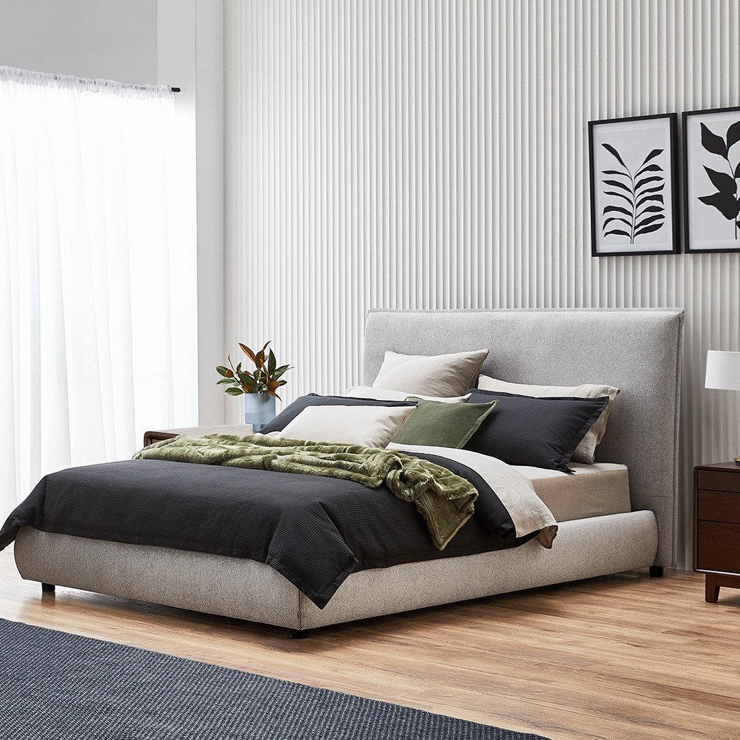 Sale Ends Sunday! 🛏️
Score UP TO 50% OFF mattresses* and UP TO 40% OFF bed frames* at @snooze.australia 

*T&amp;Cs apply, see in store for details