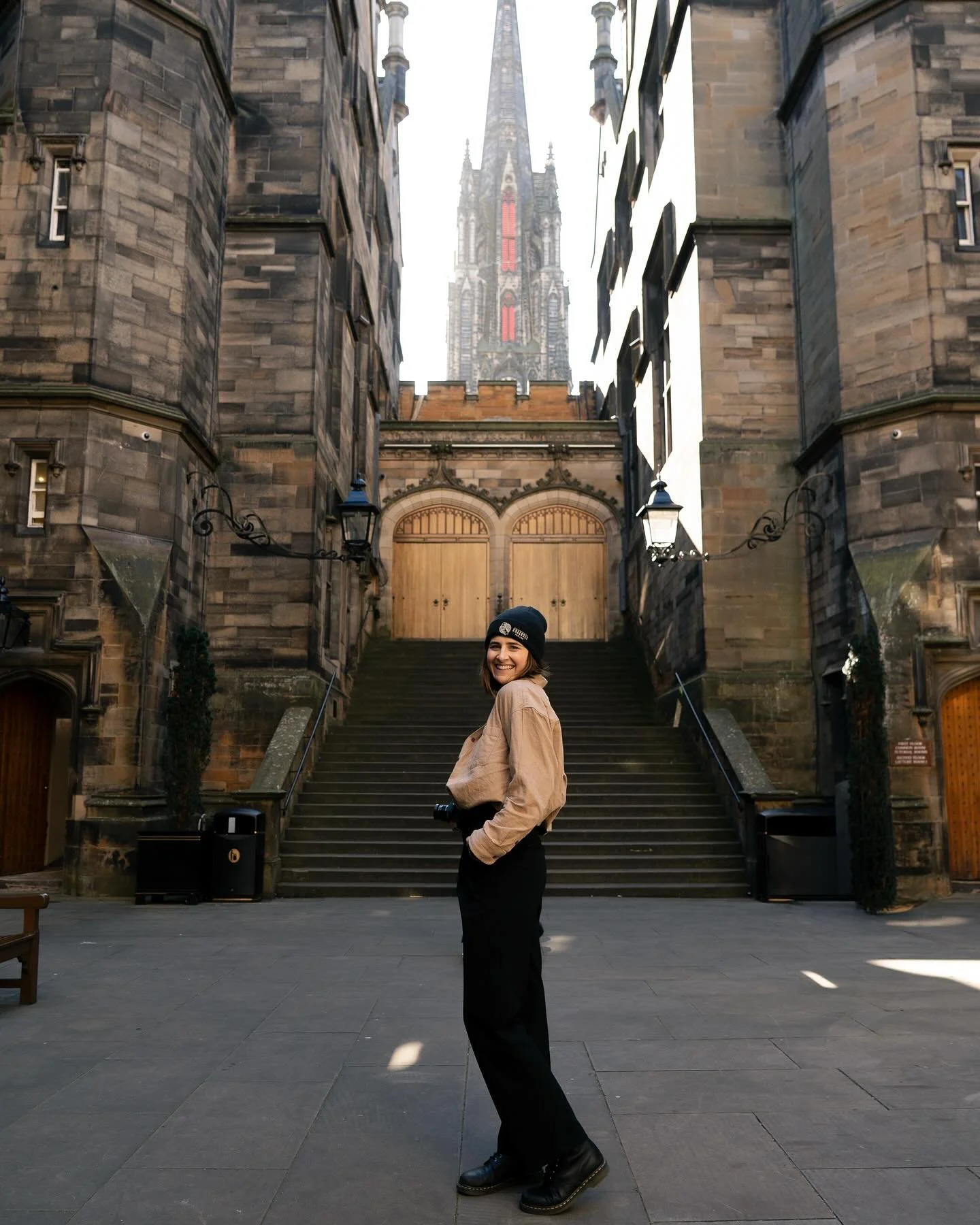 Edinburgh is quite the stunner of a city. I can&rsquo;t decide what I liked most - the hidden gardens, the Harry Potter history, or all the architecture. 

#Scotland #TravelScotland #VisitScotland #ScotlandExplore #HiddenScotland #LoveScotland 
#Edin