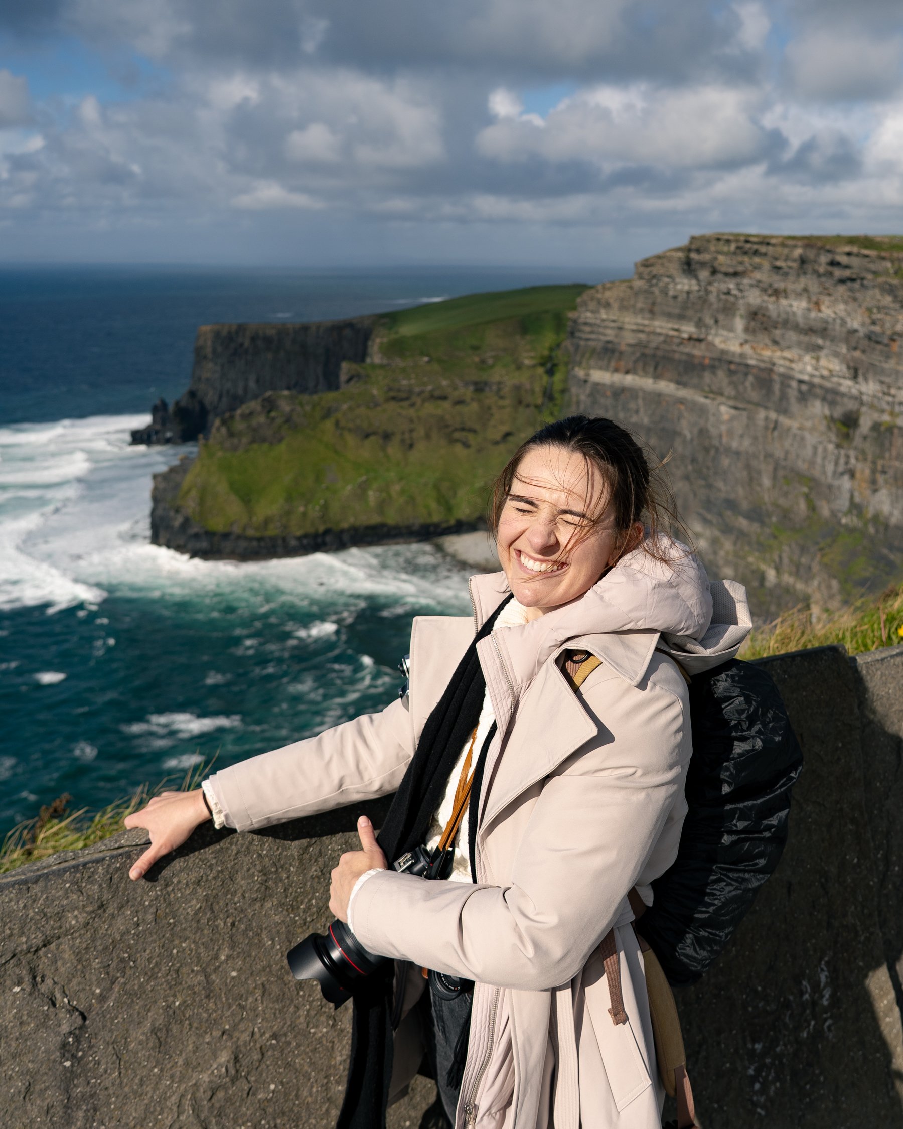 Guide to traveling to the cliffs of moher in ireland.jpg