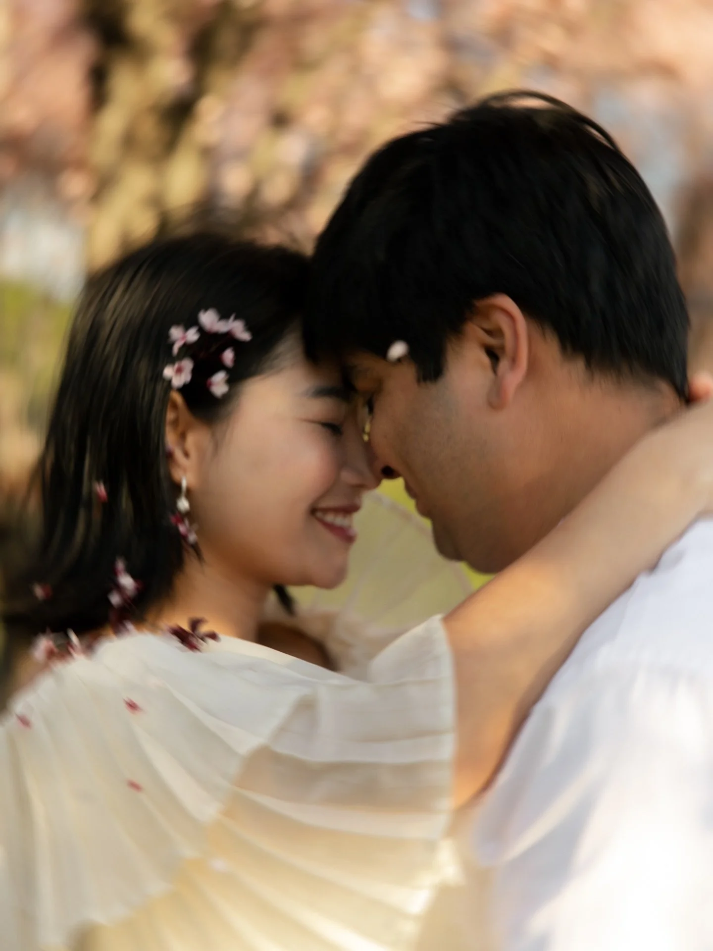 In honor of the first day of spring, here&rsquo;s a compilation of a couple more shots from a recent blooms shoot in San Ramon, starting with one of my fave motion blur shots when petals were falling!
_____
Spring equinox / California Bay Area couple