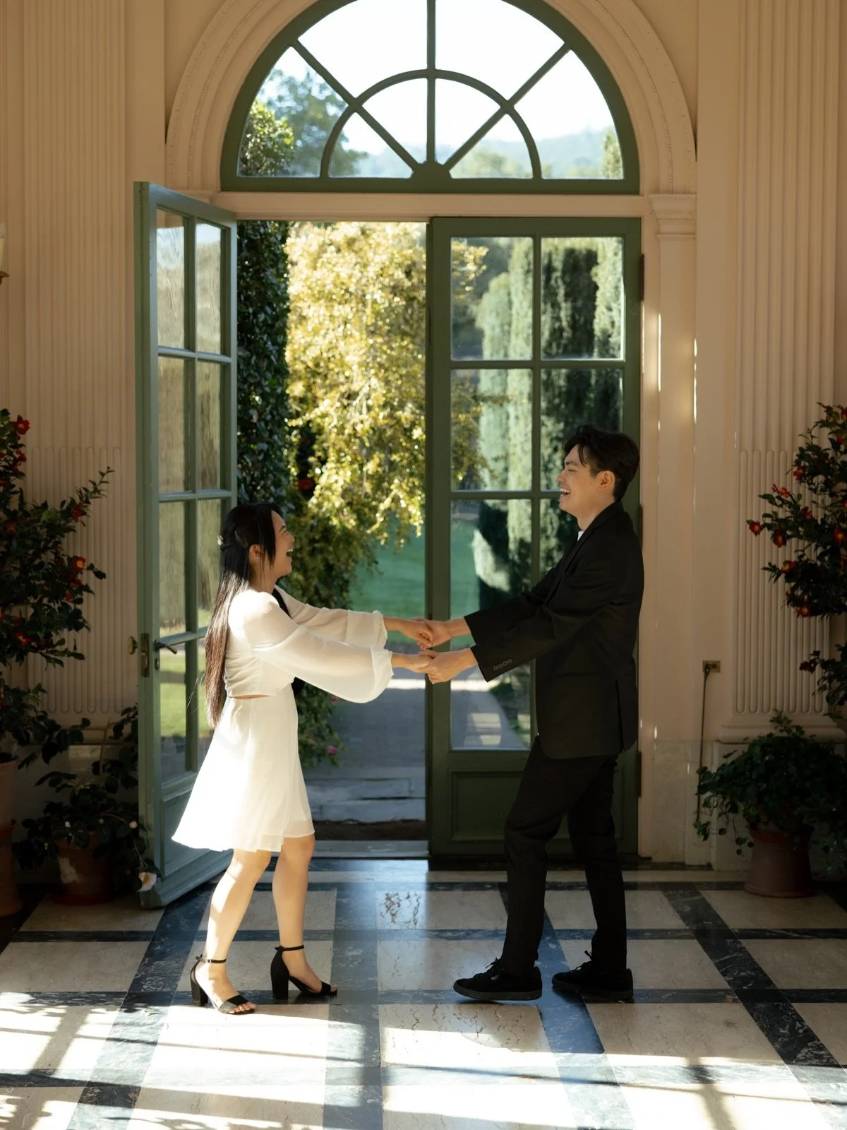 Throwback to one of my favorite engagement sessions at Filoli 😍 

Fall vibes then and @filoliestate is all spring vibes now!!!! 

______________
California Bay Area couples and engagement photographer / Livermore, California / Pleasanton, California