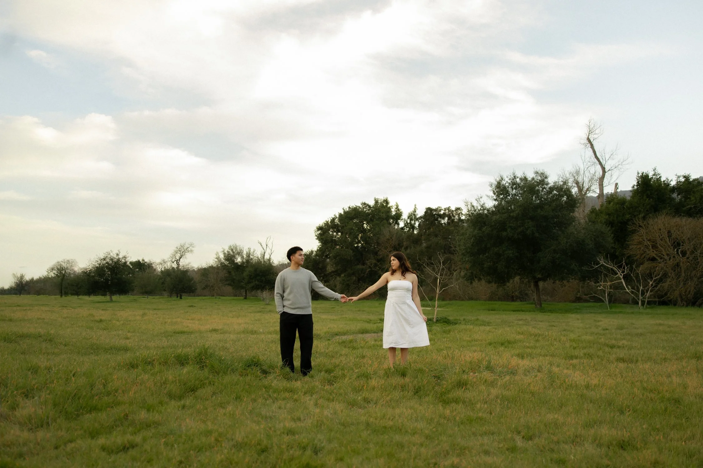 green hills Pleasanton California couples photography session