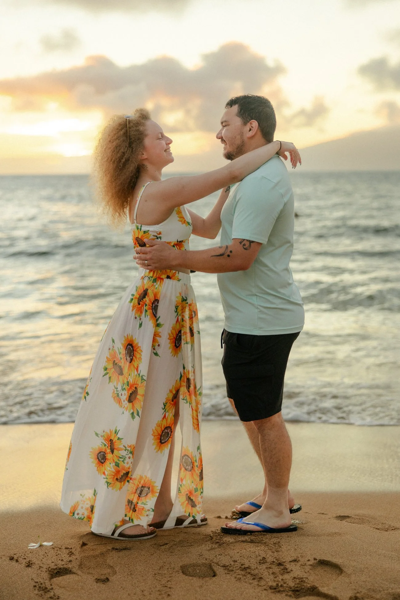 couples photos kaanapali Bryn Power Photography-22.jpg