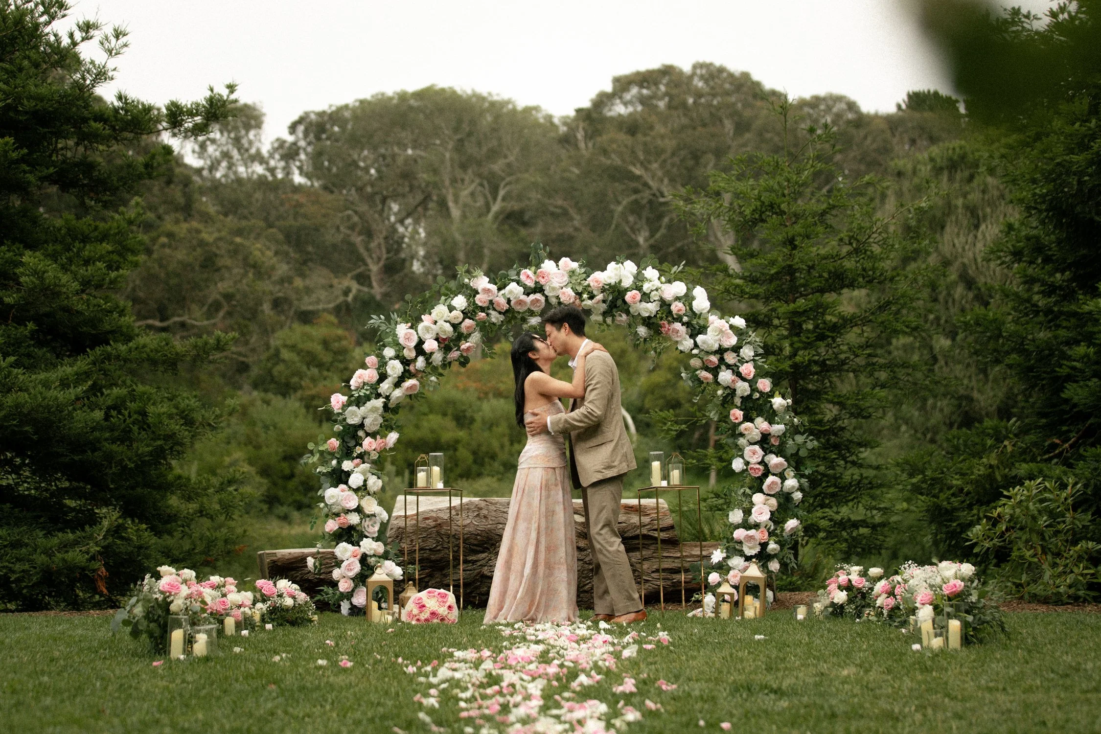 Post proposal kiss san francisco wedding engagement proposal photographer