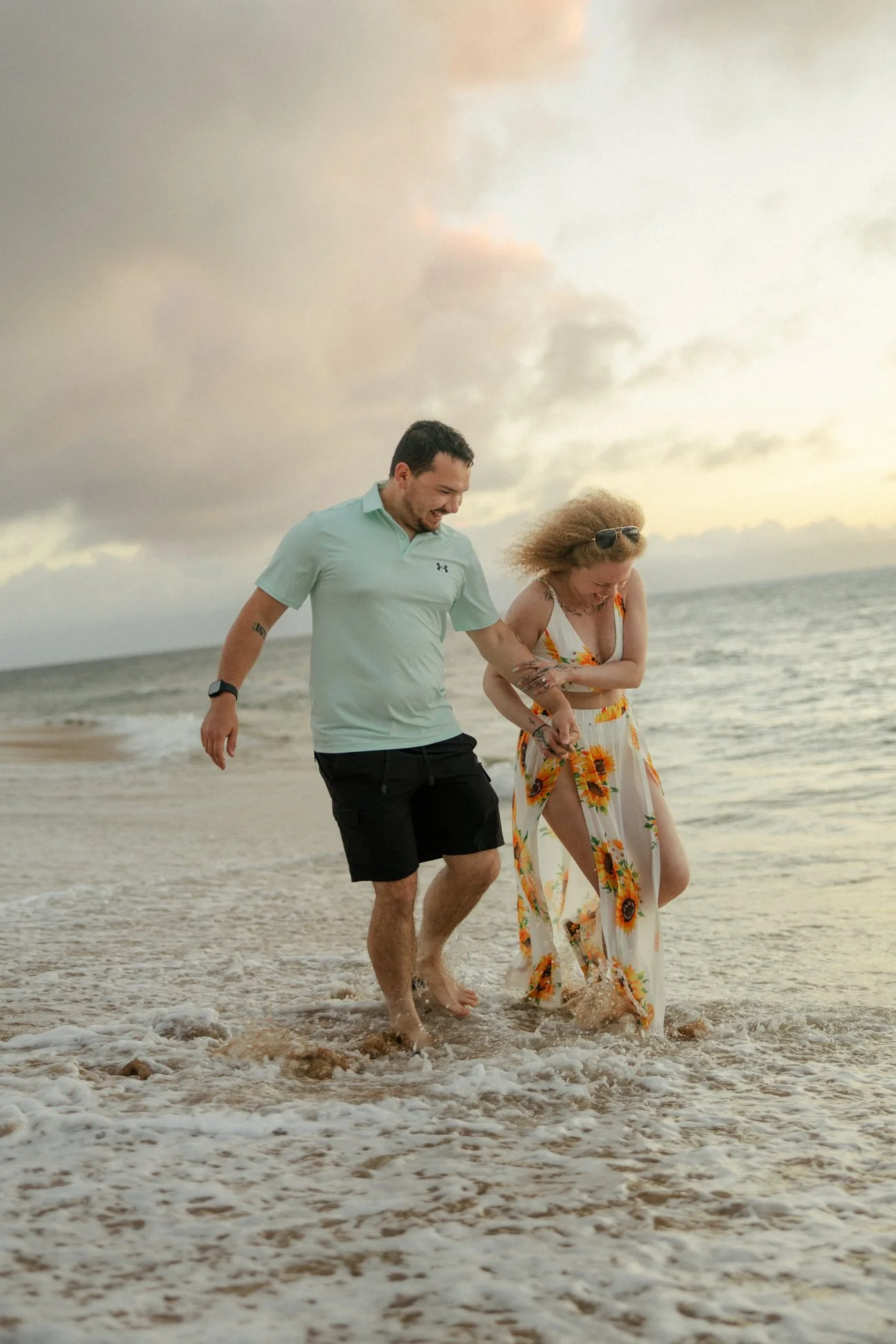 A Spontaneous Couples Photoshoot on Kaanapali Beach in Maui, Hawaii