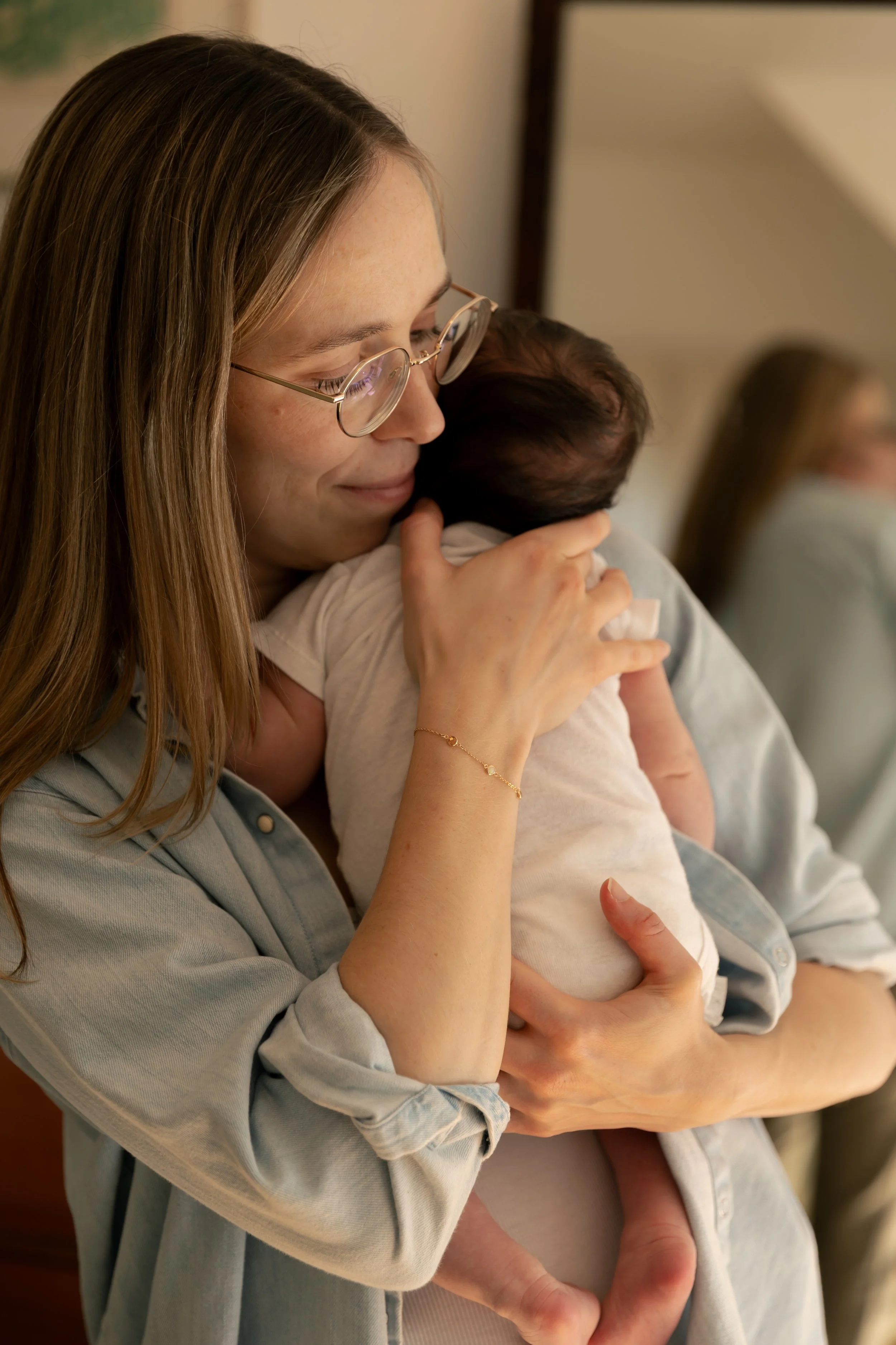 Indoor and in-home Berkeley California newborn photography session