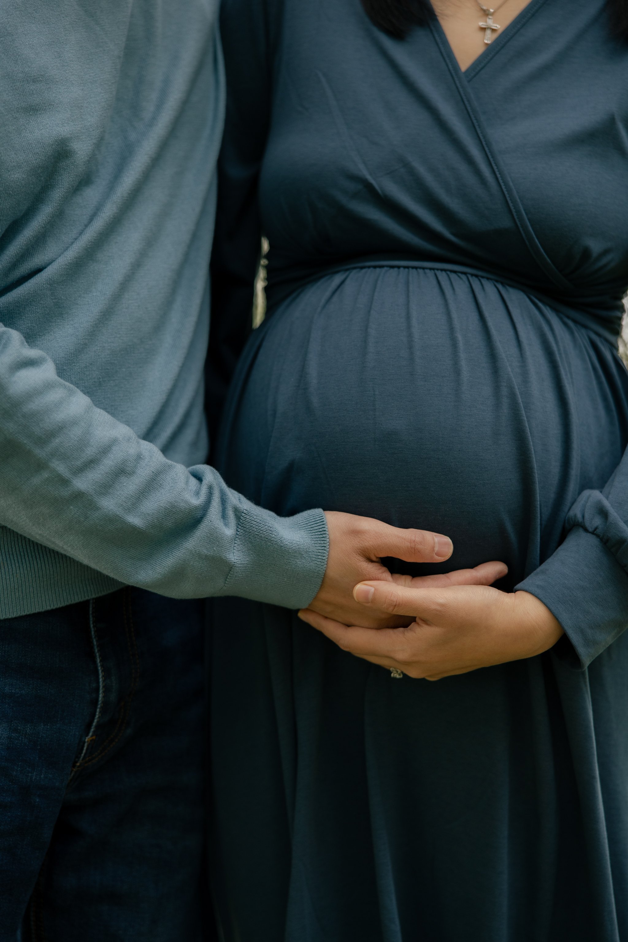 Bryn Power Photography - maternity photo poses