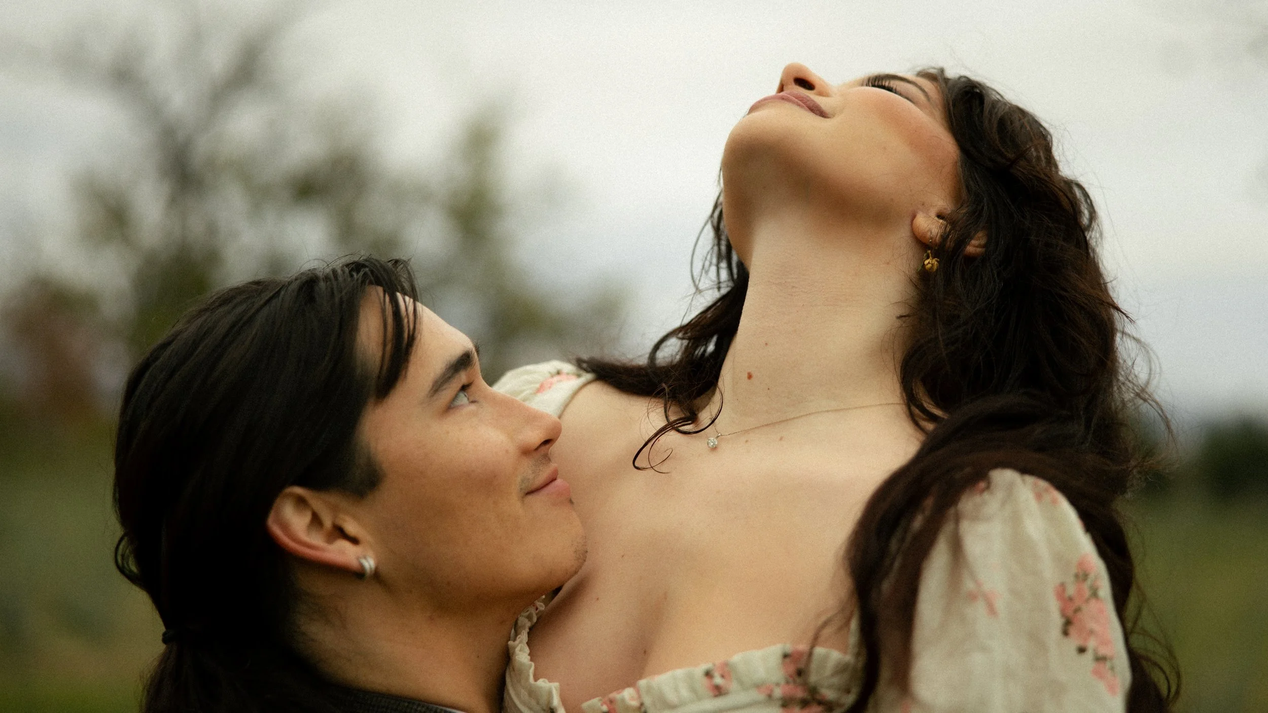 how to pose couples for a romantic cinematic gallerr.jpg