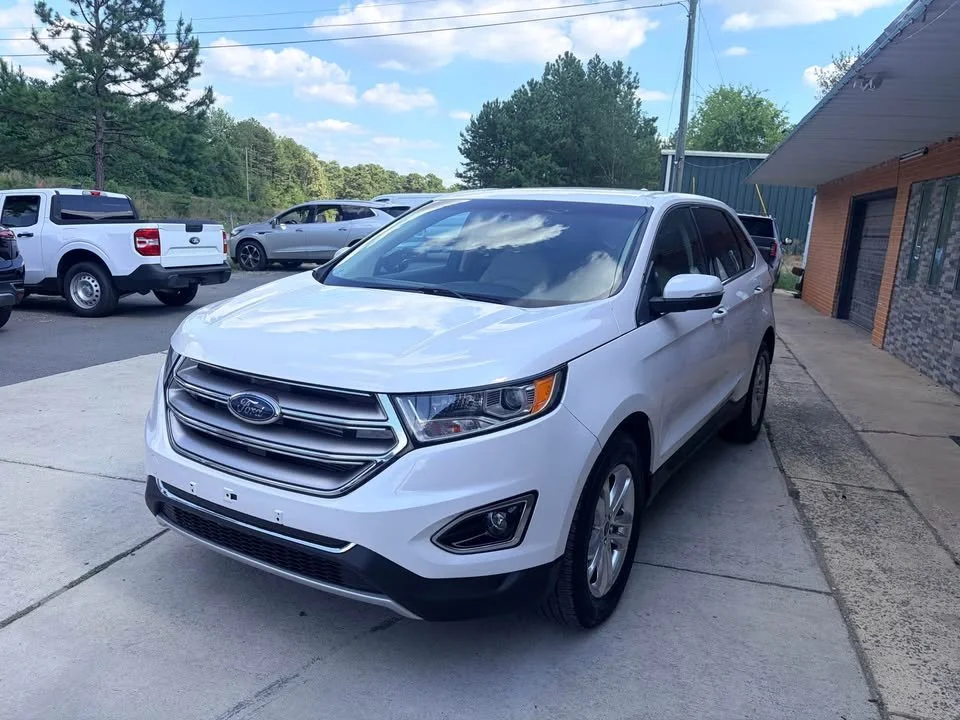 2016 Ford Edge SEL Sport Utility 4D