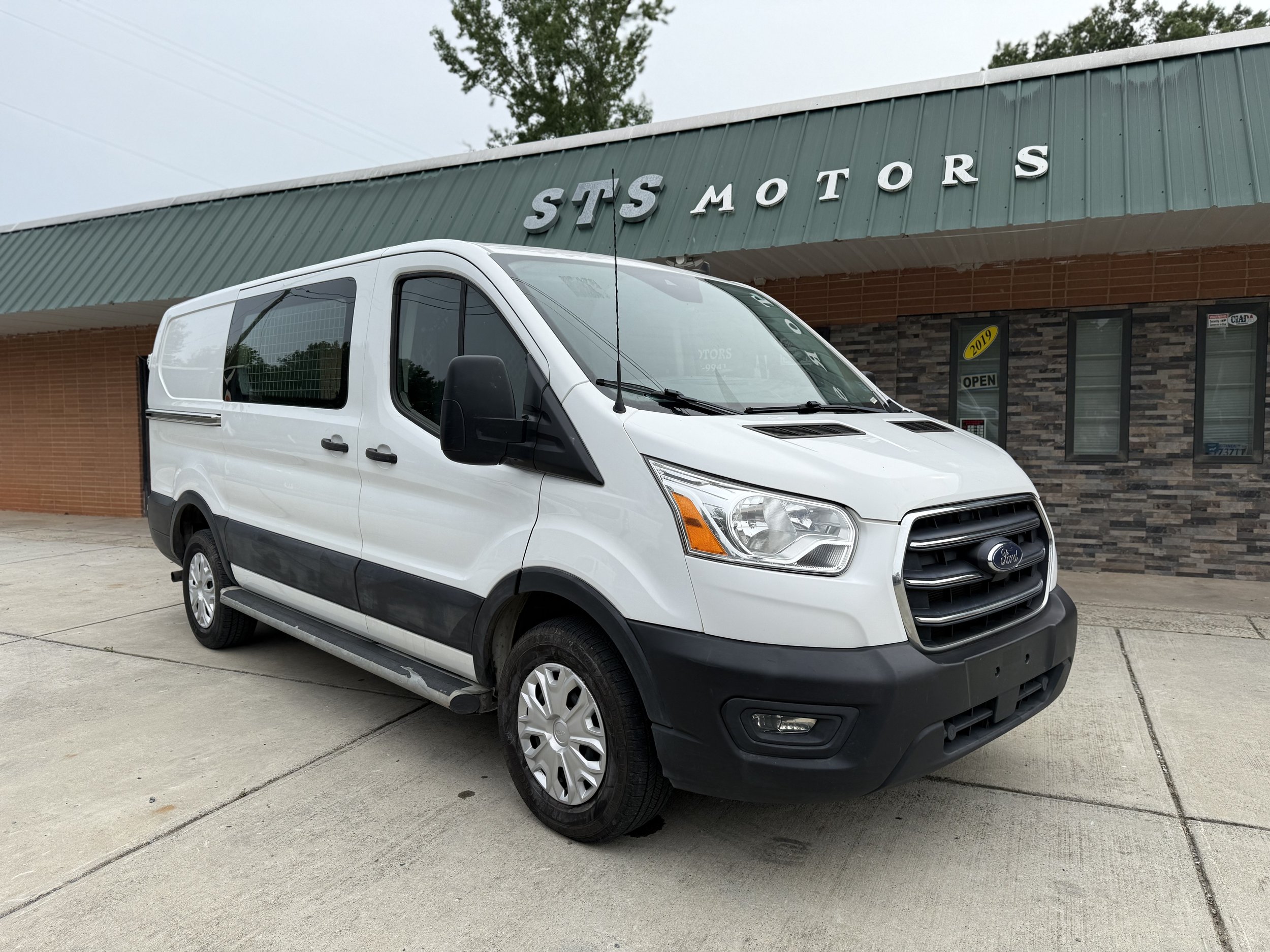 2020 ford transit t250 (704) 641 7941