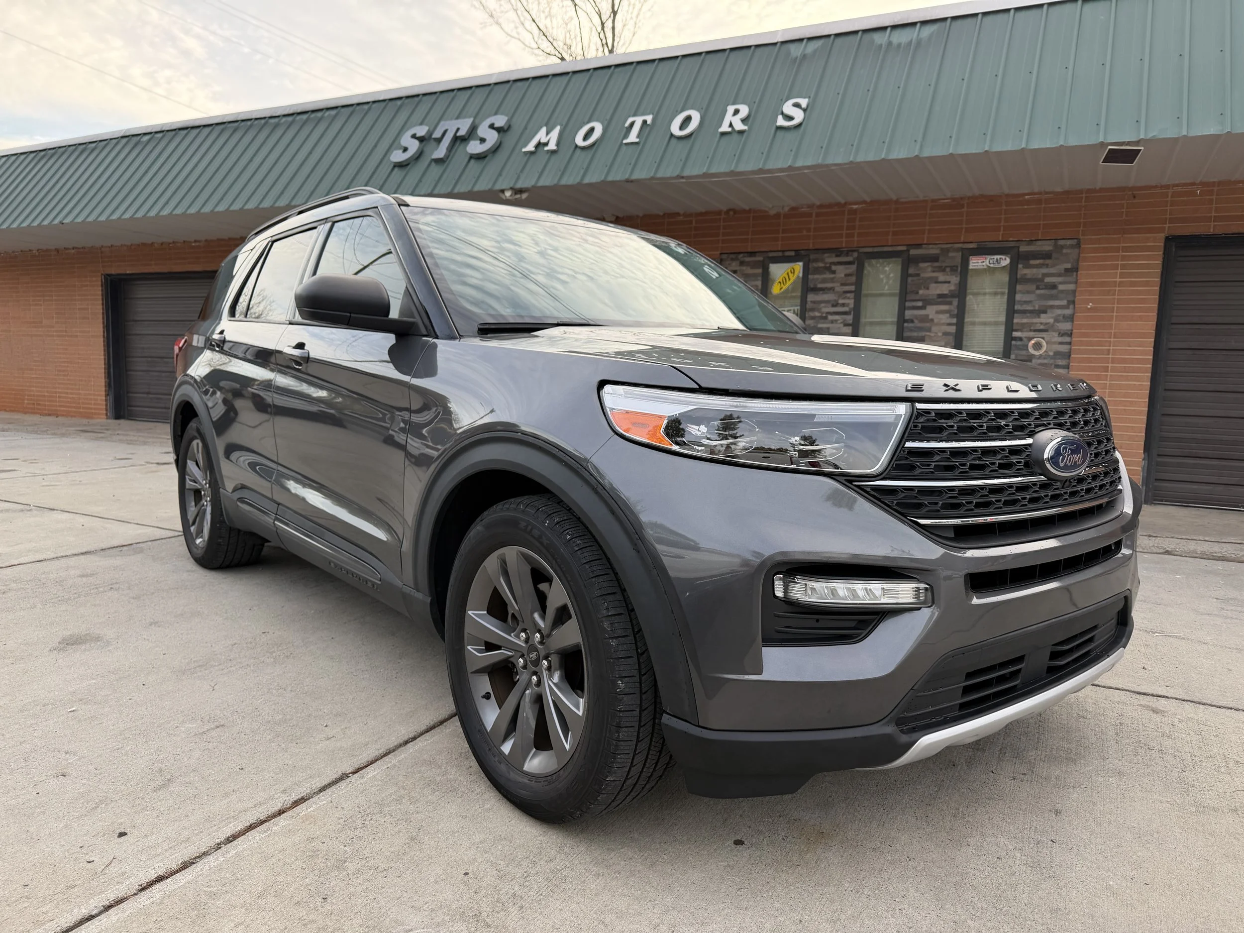 2021 Ford Explorer 2.4 l 2wd