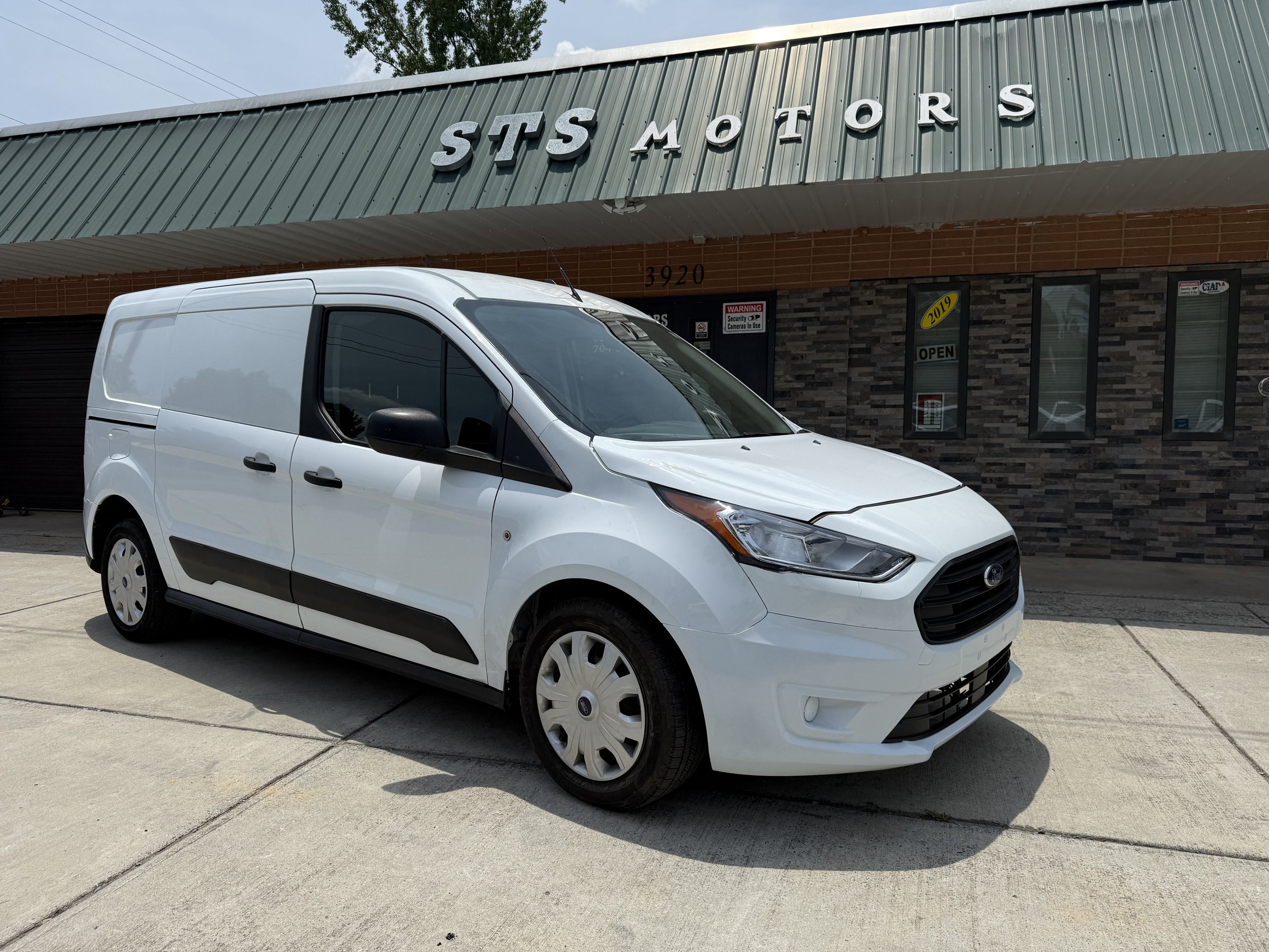 2020 ford transit connect (704) 641 7941