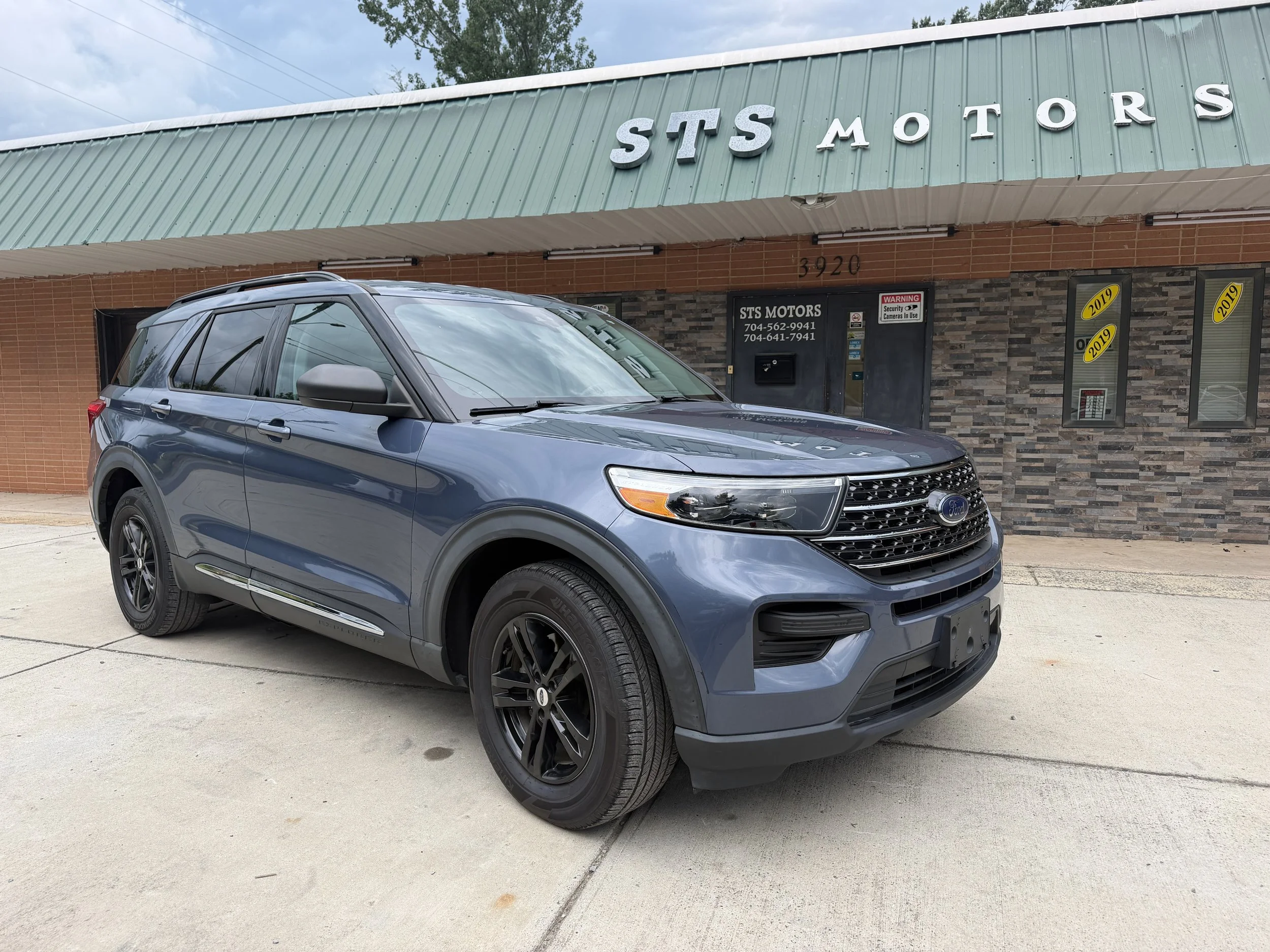 SOLD   SOLD   2021 ford explorer xlt 4wd        (704)6417941