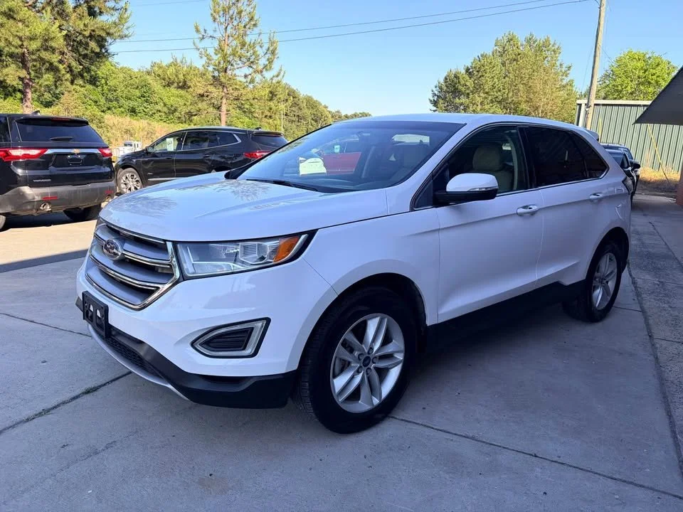2018 Ford Edge SEL Sport Utility 4D