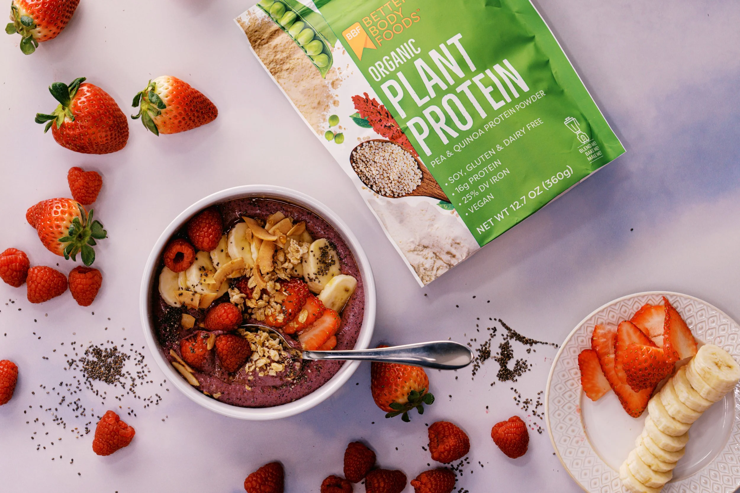 101460_Recipe_Berry Smoothie Bowl_0126_02943.jpg