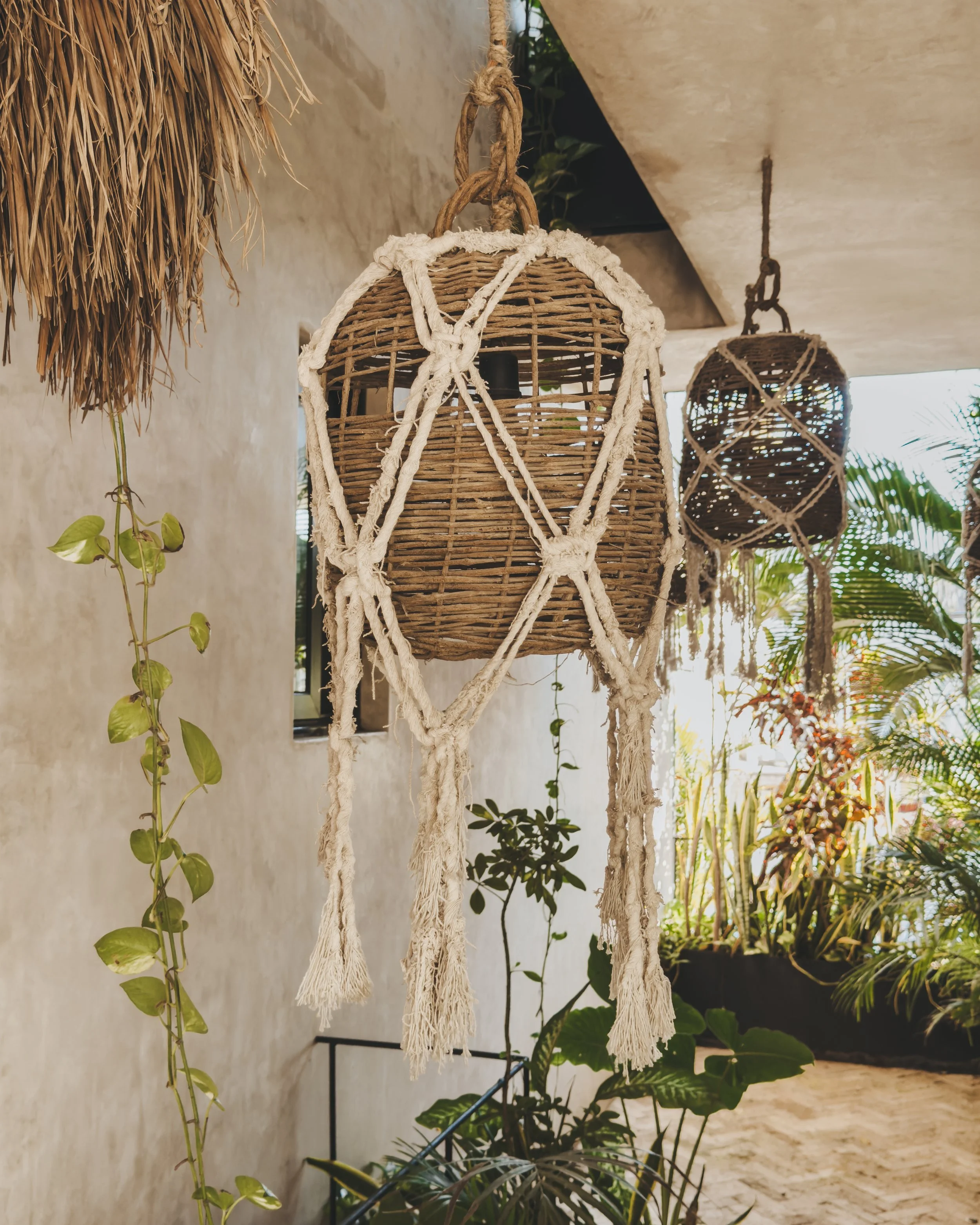 Esmeralda eco-friendly light system