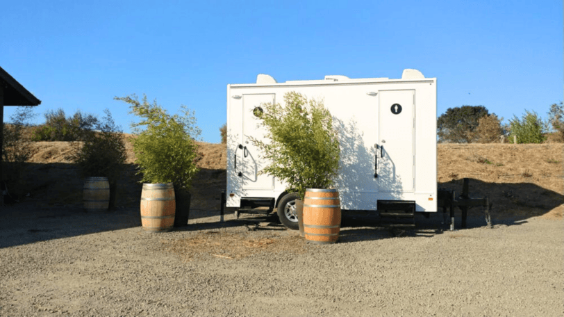 Do Luxury Portable Restrooms Come with Air Conditioning?