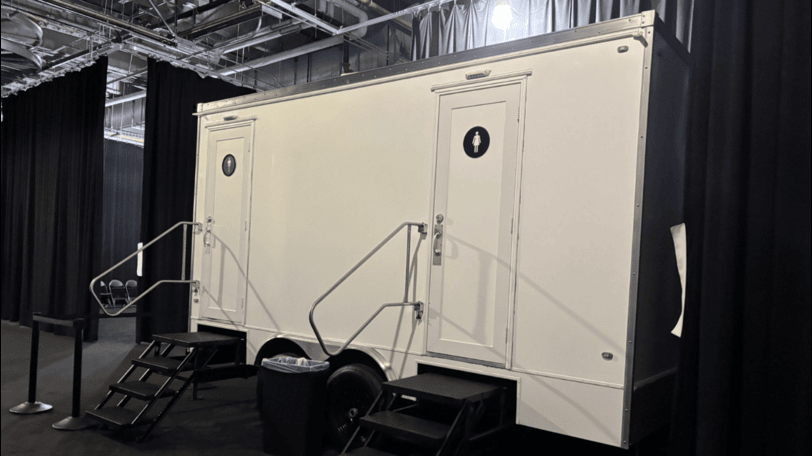 8 Things to Know Before Booking Porta Potty Rentals in Marin County