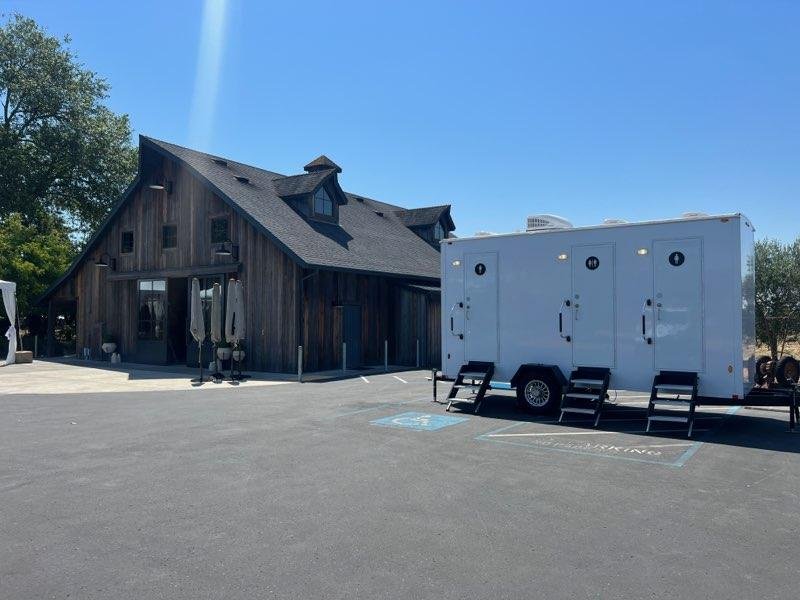 Croix Estate Winery - LUX3 - Copy.jpeg