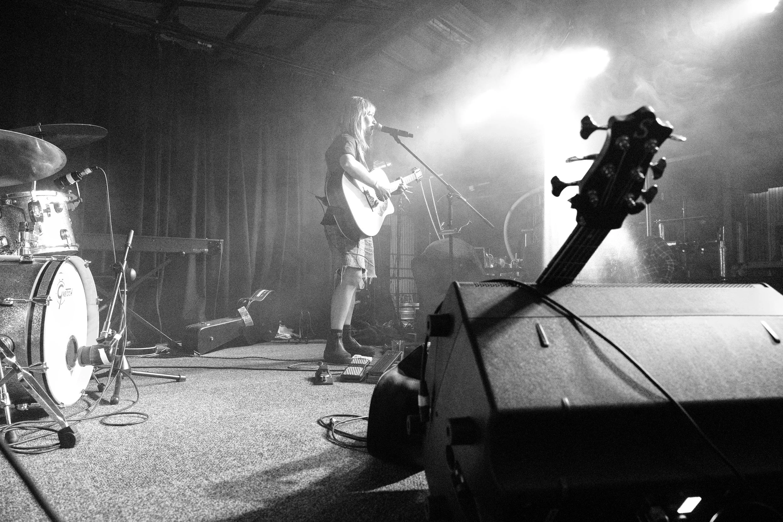 Georgie Winchester Cornfest Armidale BnW 23.jpg