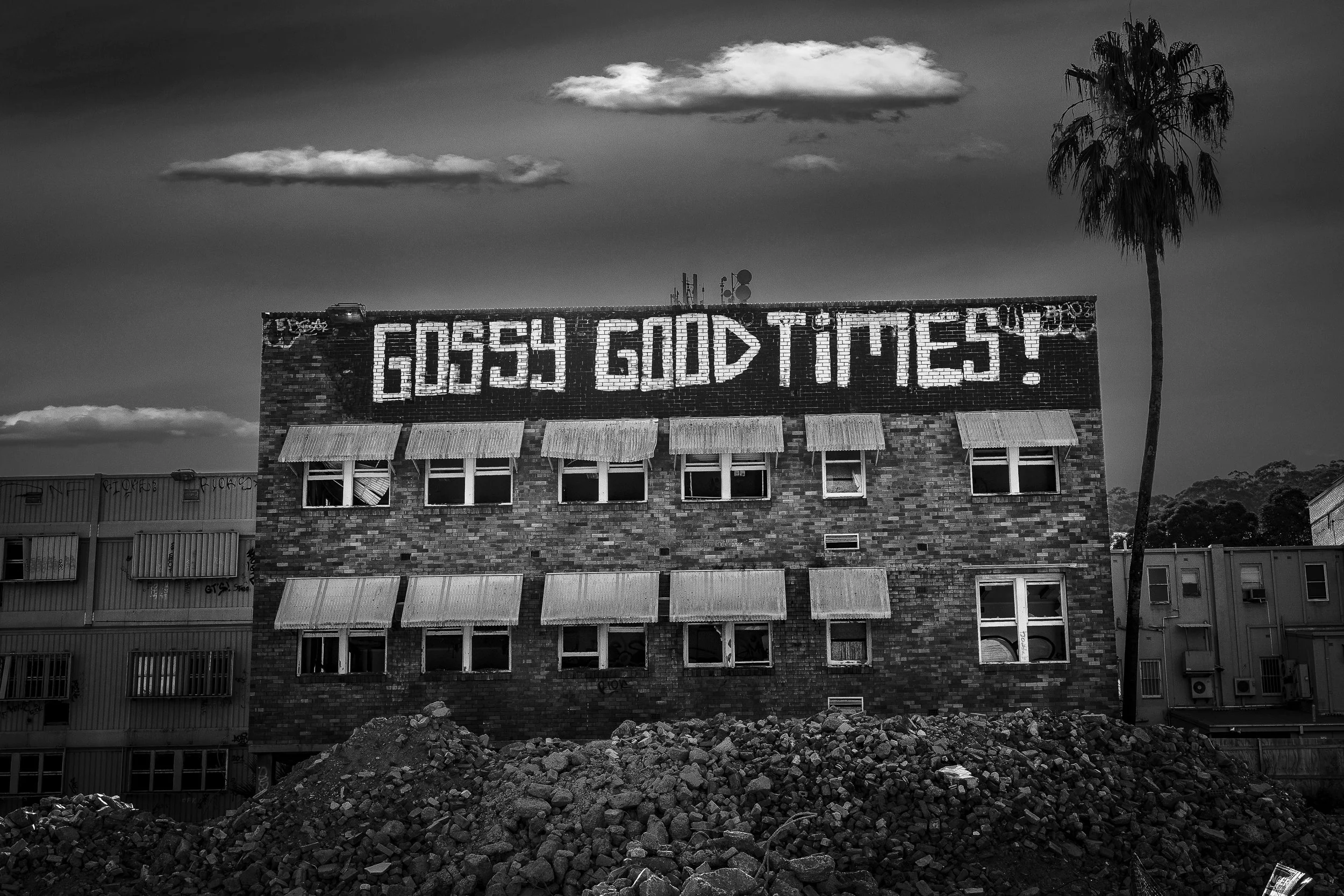 GGT 2.5 Sharp and Lit New copy.jpg
