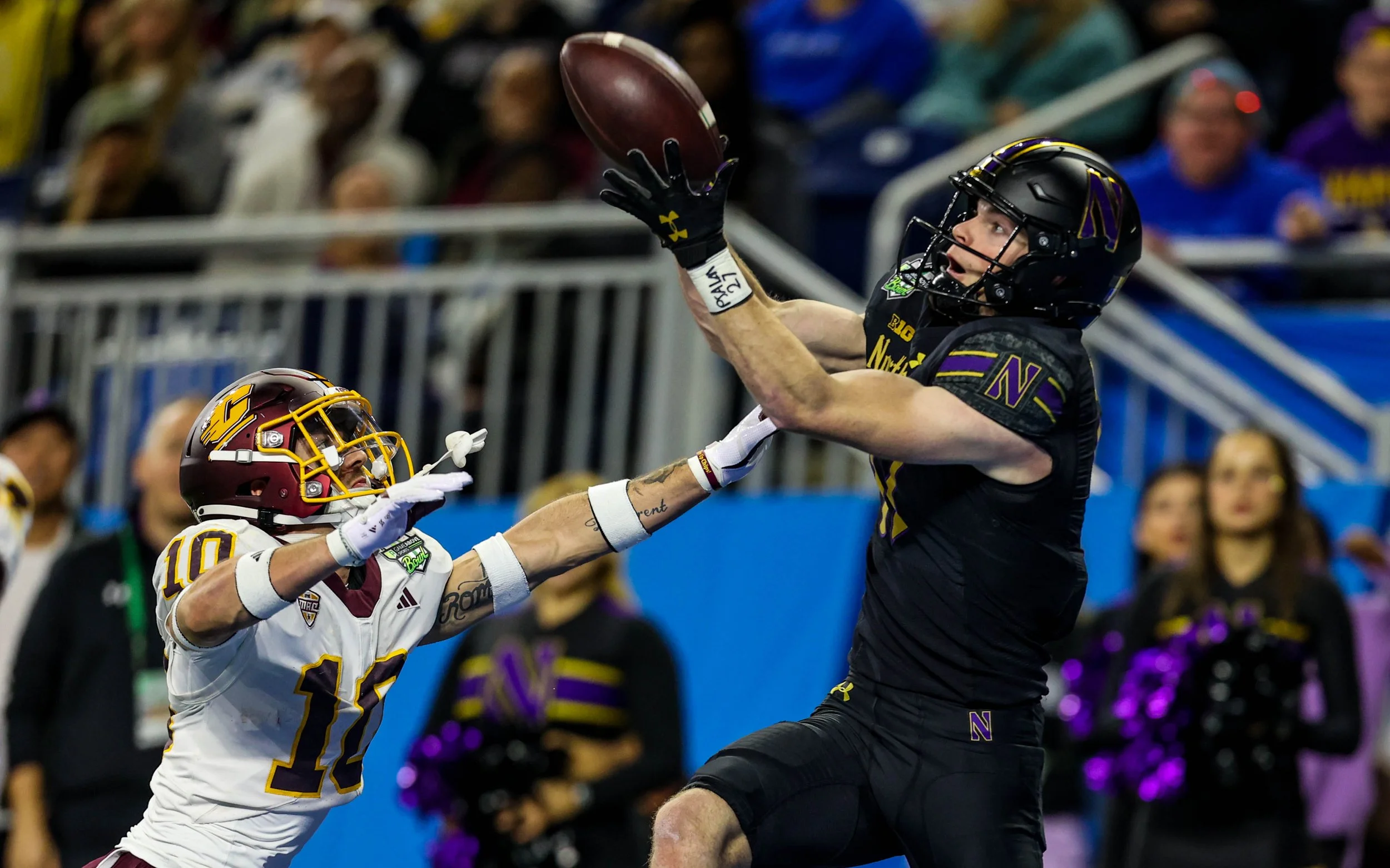 Northwestern rolls over Central Michigan