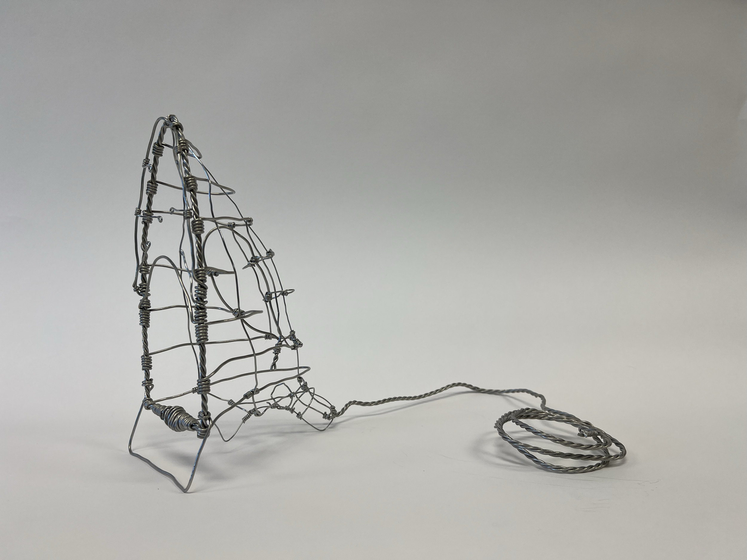 clothing iron using armature wire