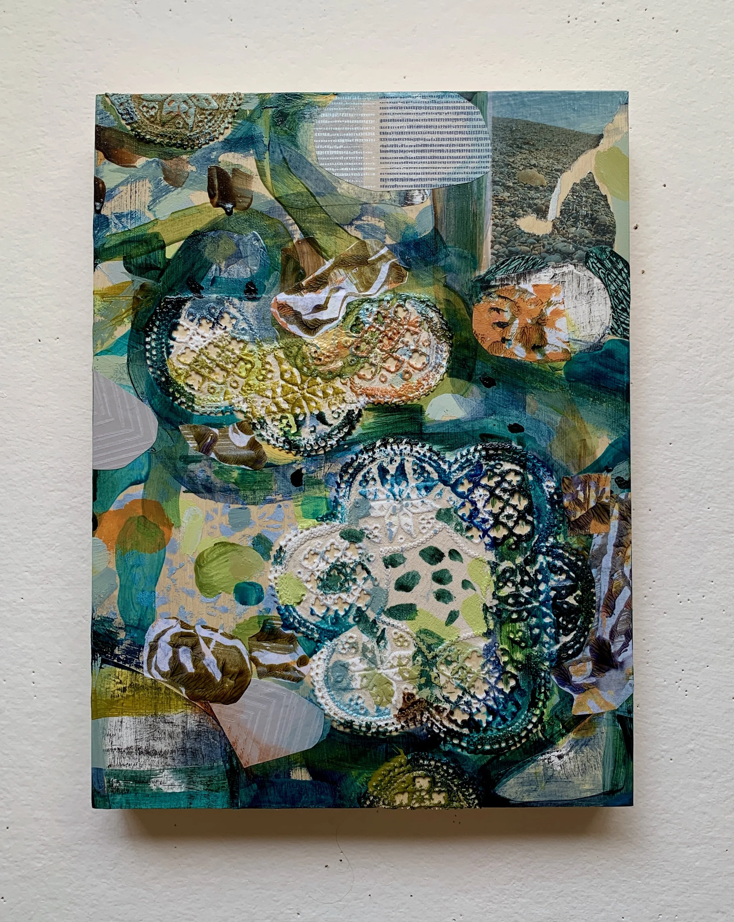 Rockpool Two, 2025.
Acrylic and mixed media on wood panel
40.5 x 30.5 cm   $450